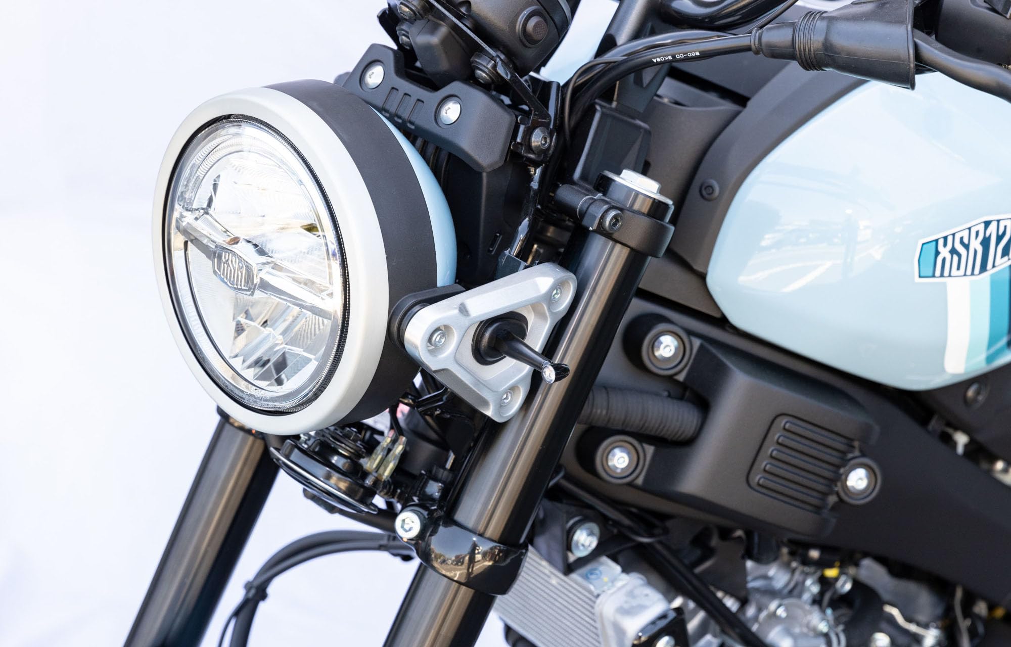 Amazon | キジマ(Kijima) バイクパーツ ヘッドライトリム ドレス