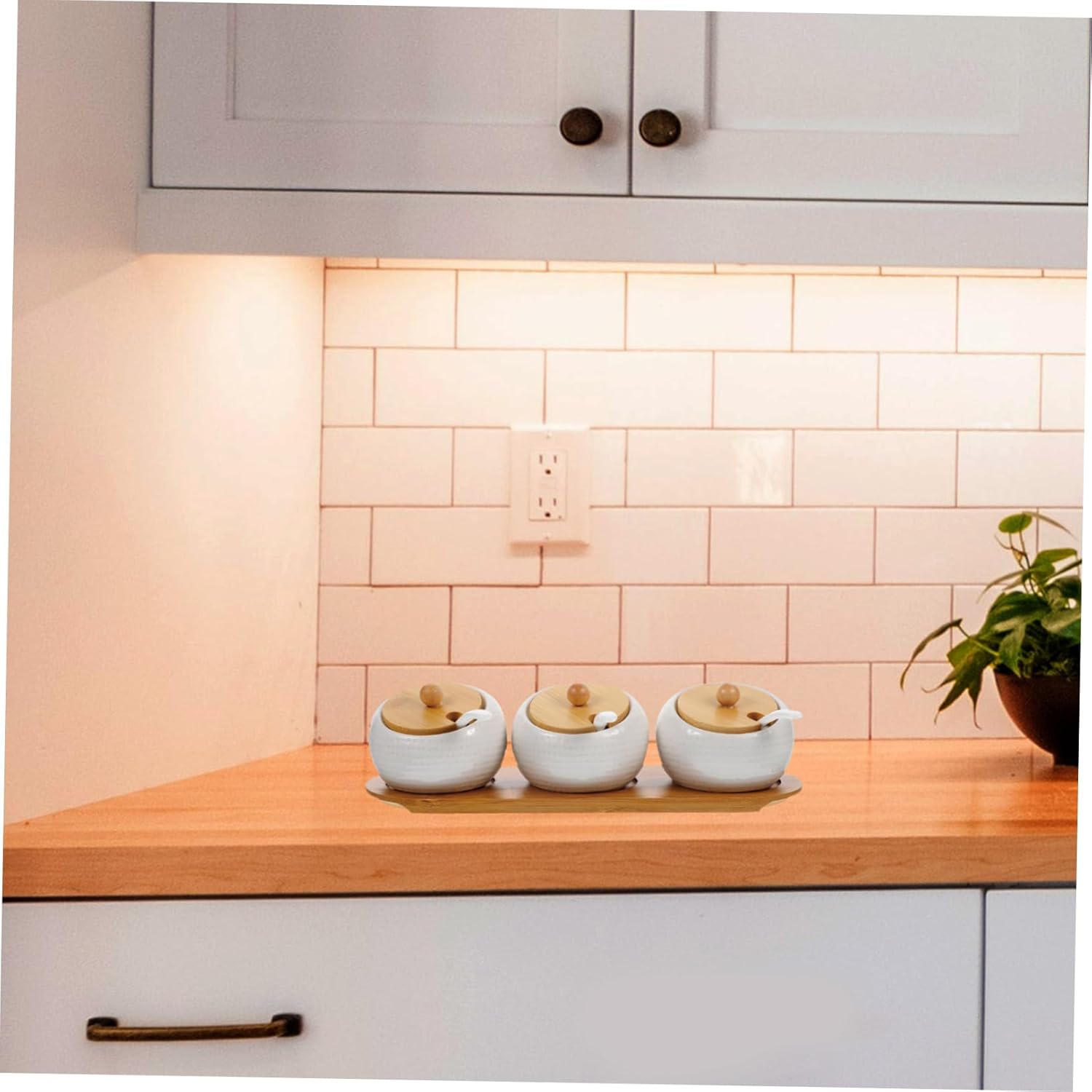 3-piece Ceramic Condiment Bottle Set Kitchen Seasoning Pots for Everyday Use