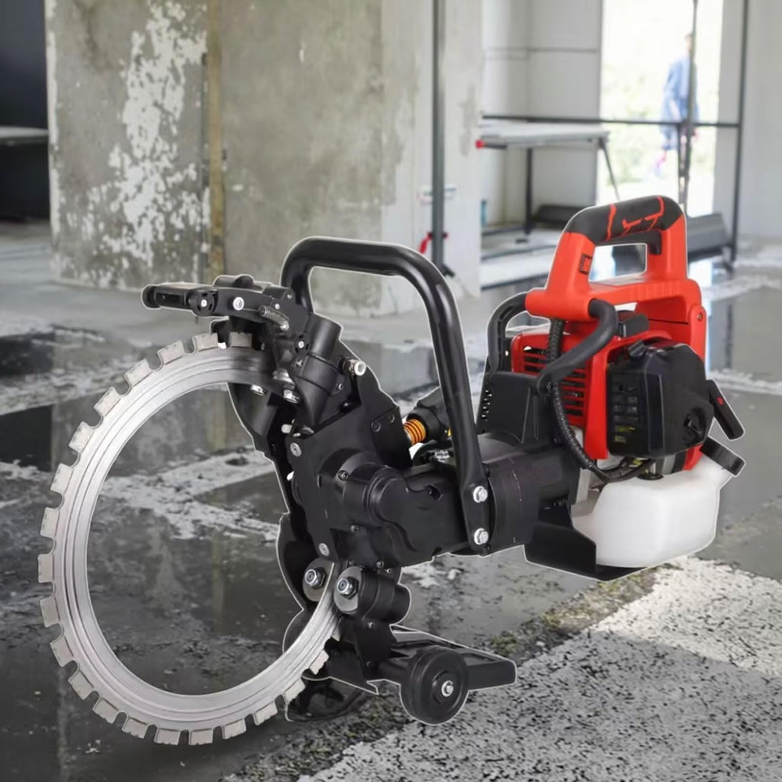 Sierra Circular De Exterior a Gasolina, Profundidad De Corte De 12", con Motor De 2 Tiempos De 52 CC, Sistema De Supresión De Polvo con Alimentación De Agua