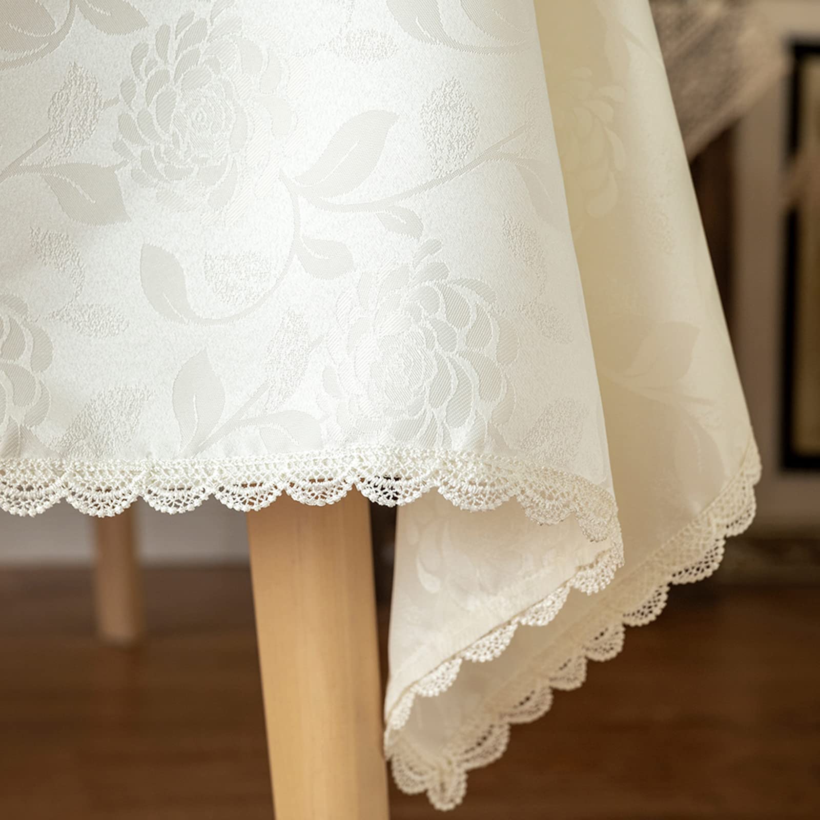 GLORY SEASON Nappe Texturée Imperméable Bordure en Dentelle Rectangulaire Tissu Jacquard Nappe, Décoration de Table de Cuisine à Manger, Couverture de Table Ronde pour Usage(140x240cm, Blanc Ivoire)