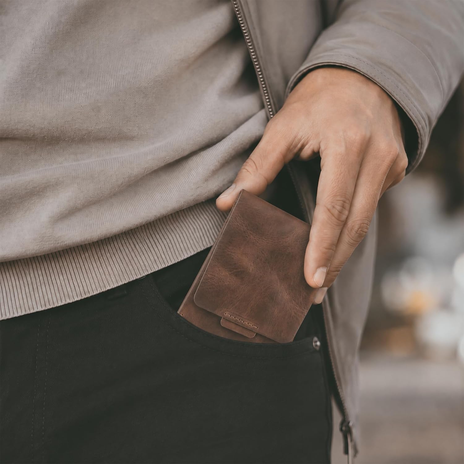 Hide & Drink, Leather Card Holder, Holds Up to 4 Cards Plus Folded Bills, Slim Wallet, Compact Case, Small Pouch, Cash Holder, Travel Accessories, Handmade, Bourbon Brown