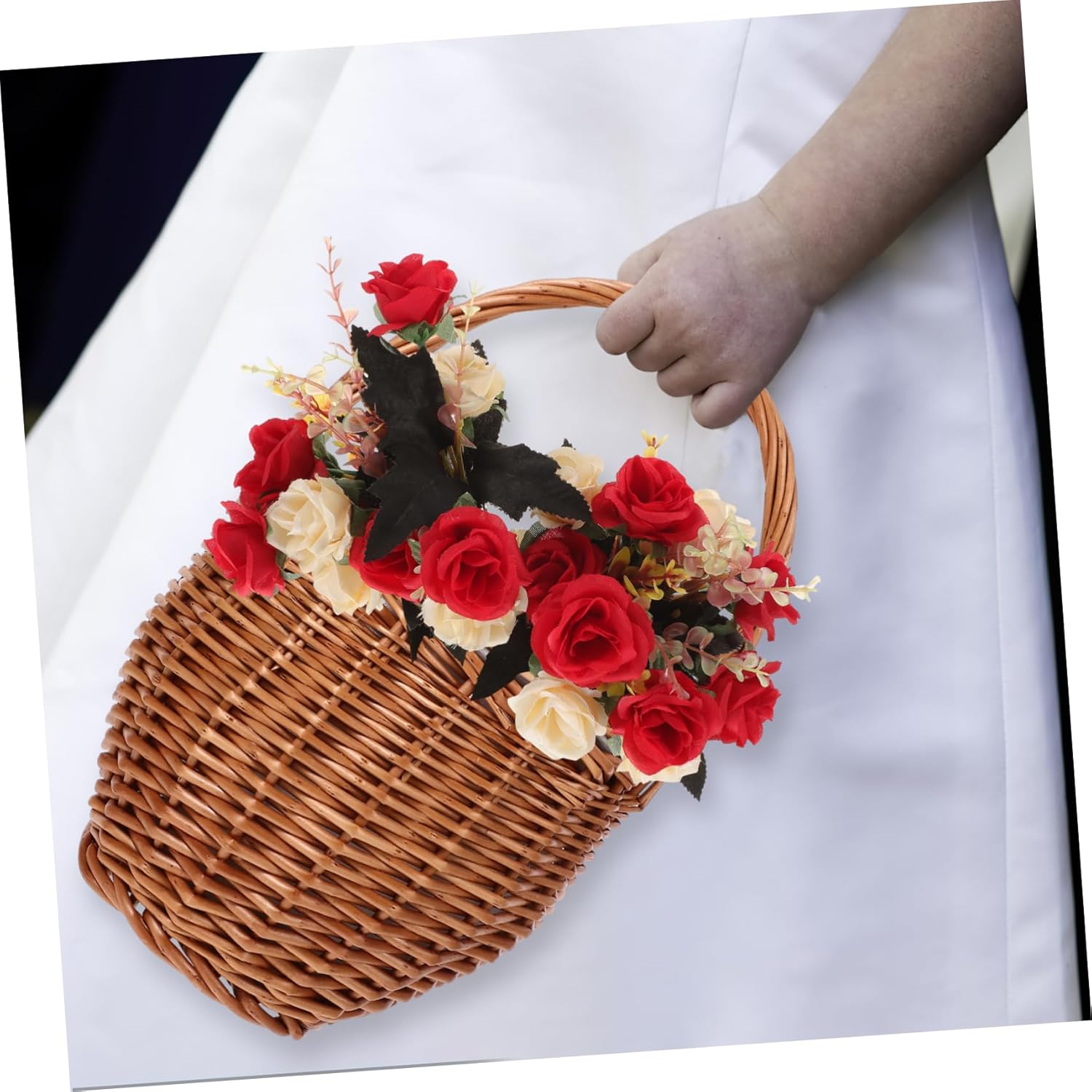 Handwoven Wicker Flower Basket for Storage and Picnics Stylish Multi-Purpose Willow Basket Handle for Home Decor Weddings Camping and Outdoor Events