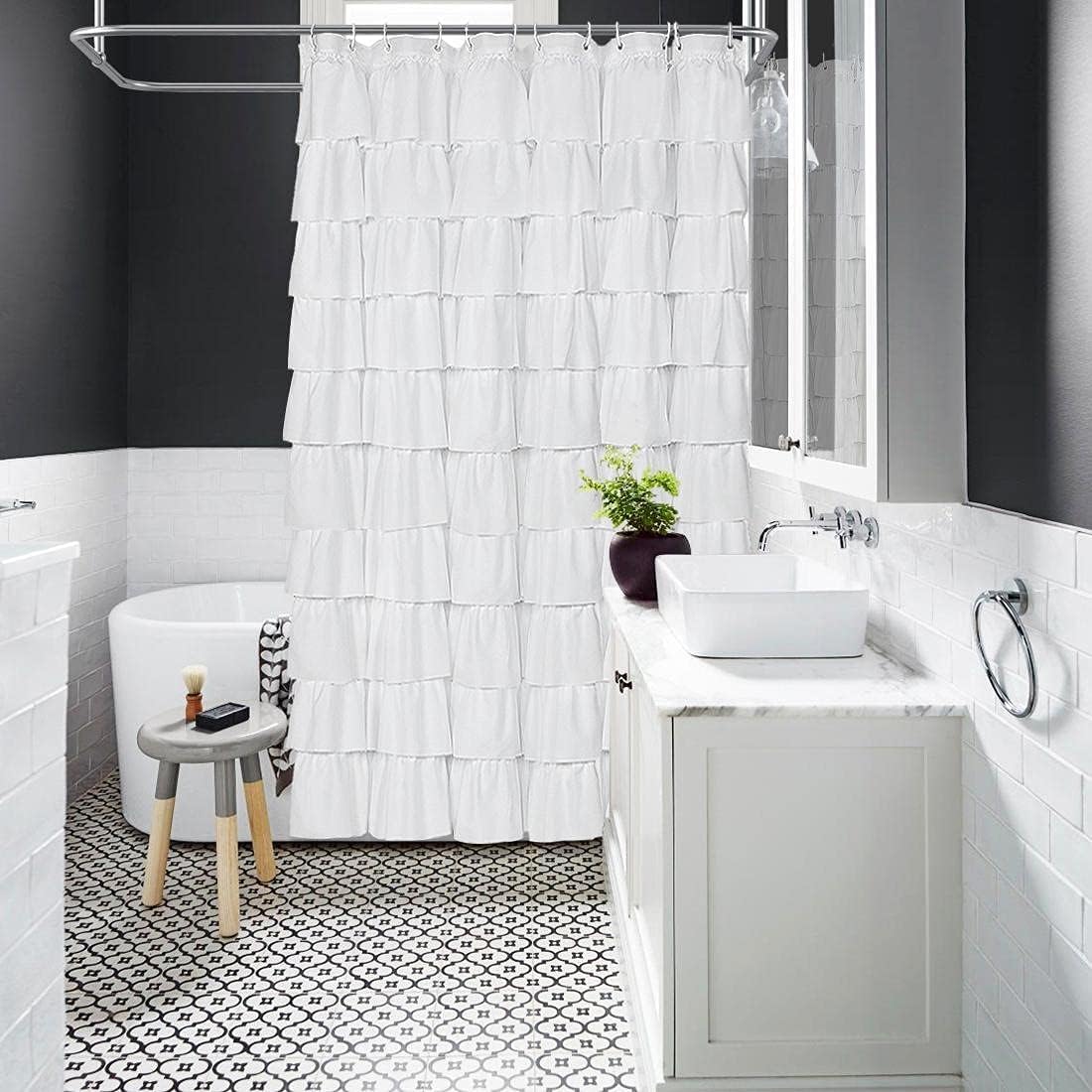 Volens Cortina de ducha blanca con volantes para baño, 72 pulgadas de largo