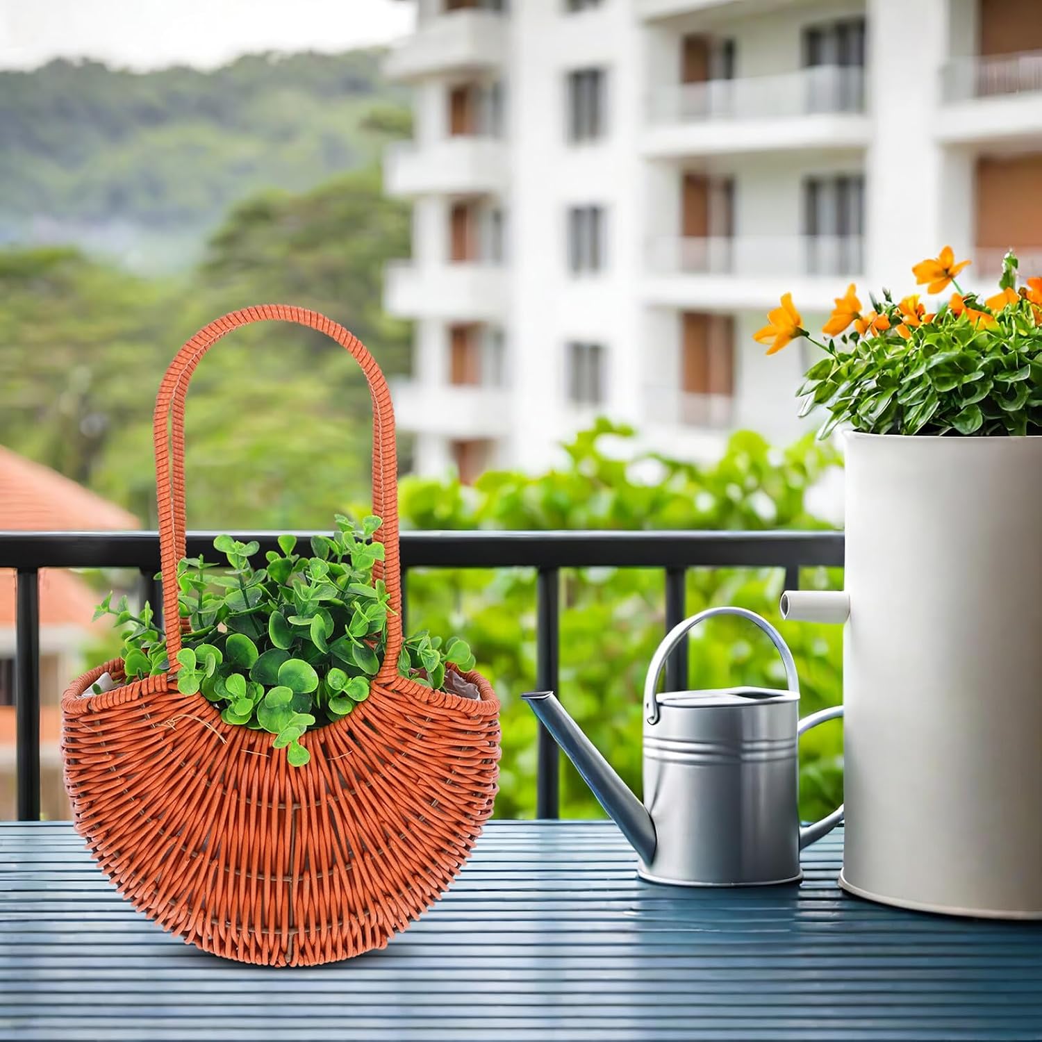 Alipis Woven Flower Girl Basket with Plastic Liner Handwoven Imitation Rattan Rustic Small Half-moon Floral Arrangement Basket for Wedding Ceremony and Outdoor Events