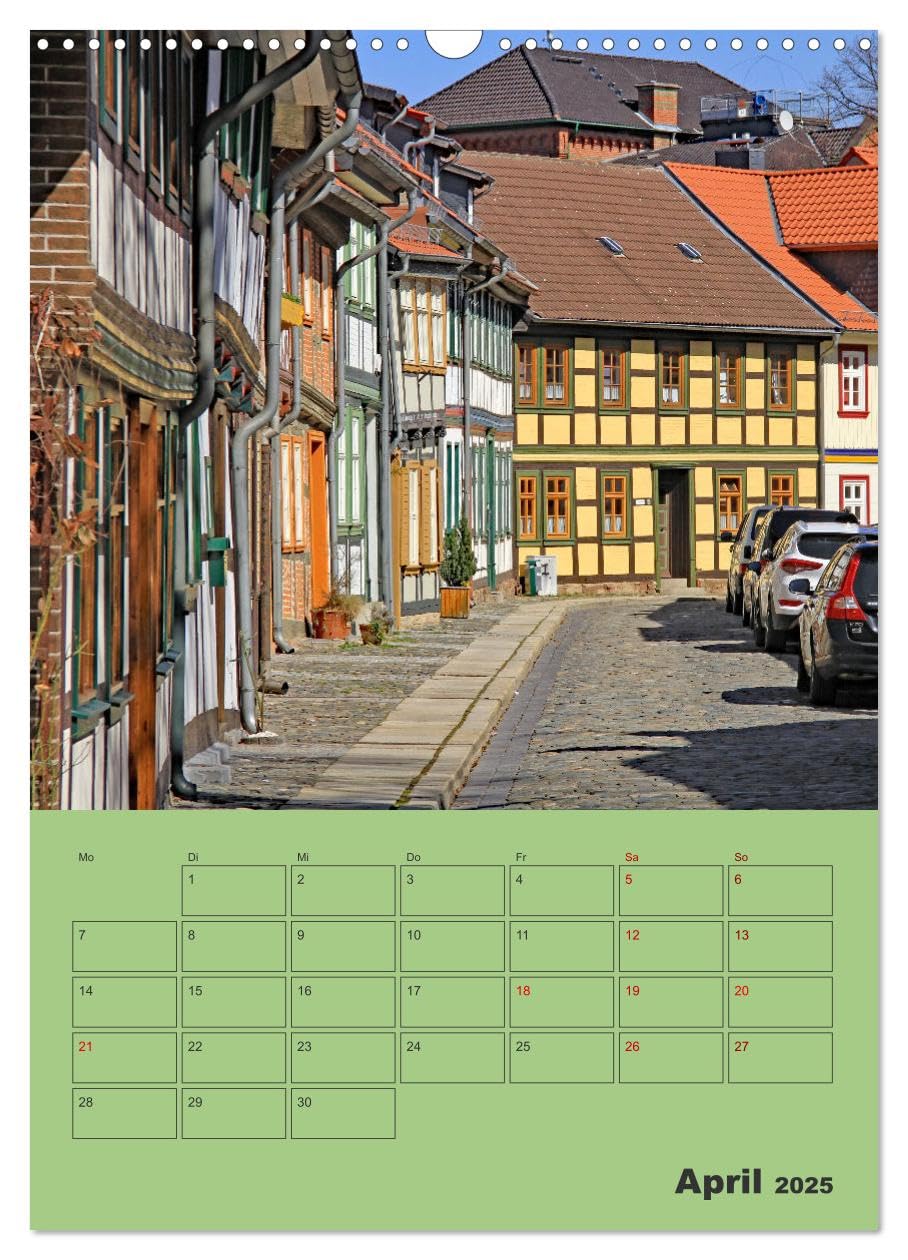 Wernigerode - Stadt des bunten Fachwerks - Terminplaner (Wandkalender 2025 DIN A3 hoch), CALVENDO Monatskalender: Harzer Sehenswürdigkeiten - Entdecken und Erleben (CALVENDO Orte)