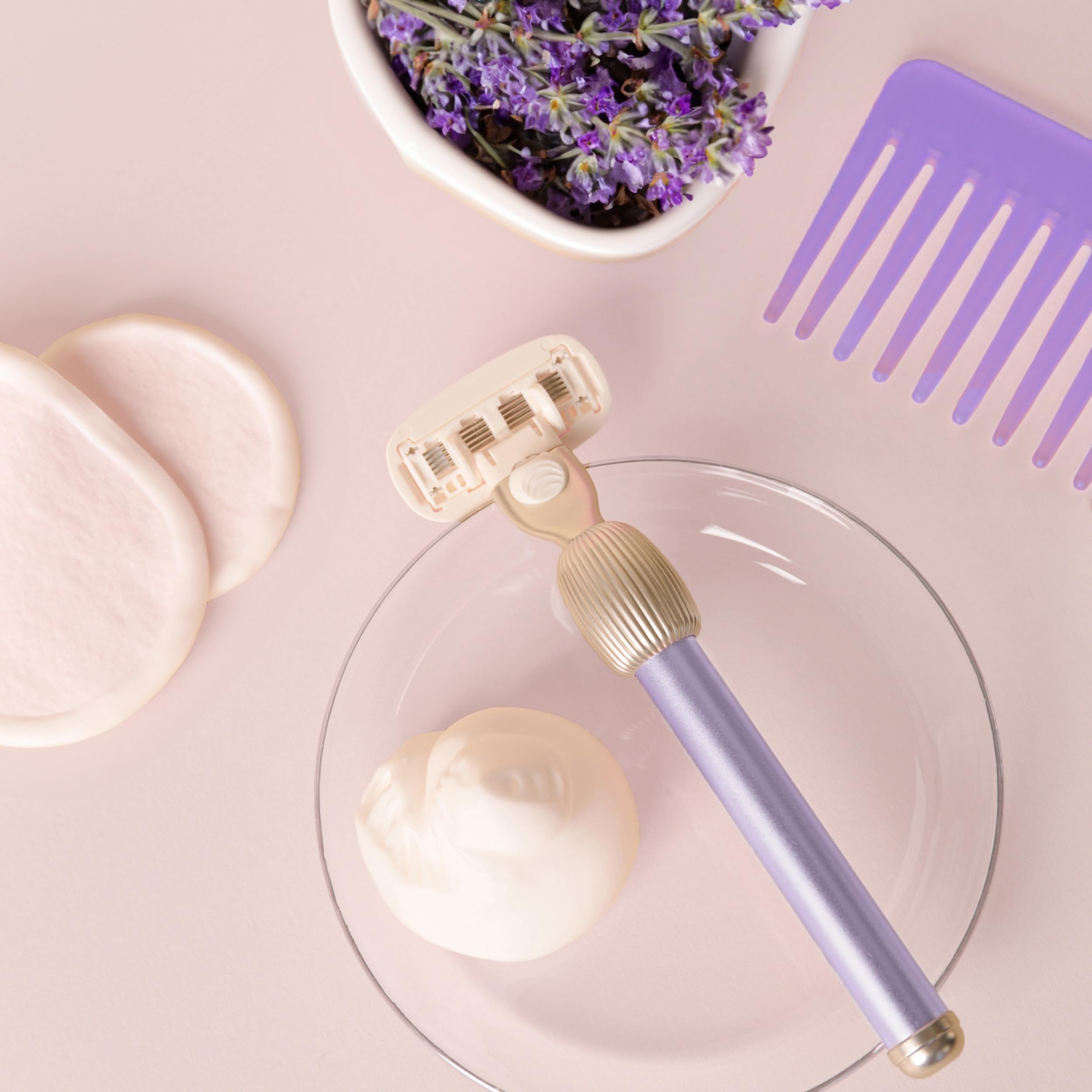 Fler The Razor Shave zestaw do golenia dla kobiet z wymiennymi główkami, maszynka do golenia z uchwytem, 6 zapasowymi ostrzami i etui ochronnym, brzytwa unisex z aloesem, witamina E, liliowy
