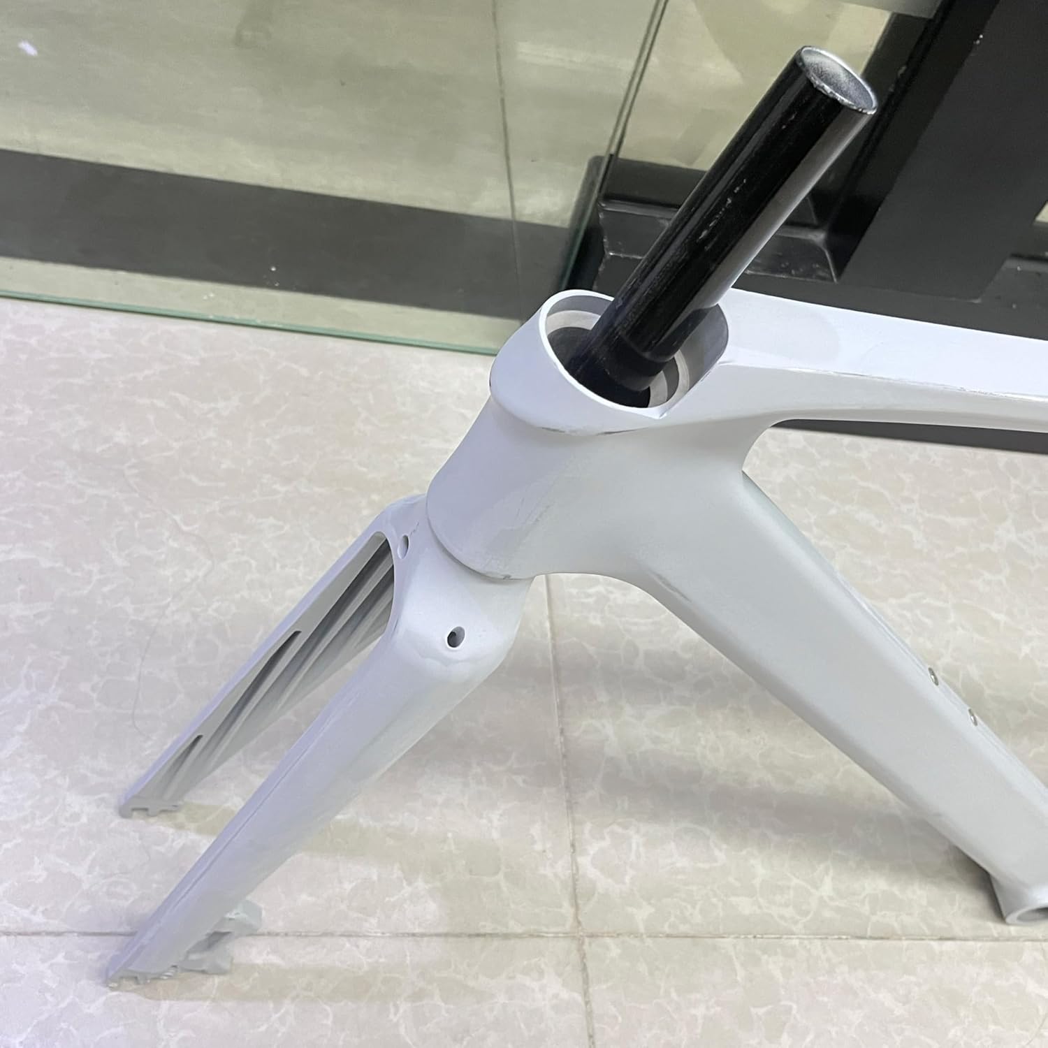 Professional 700C Road Bike Frame, Lightweight Magnesium Alloy Racing Bike Frame kit (Gray), Race-Grade Bicycle Frame