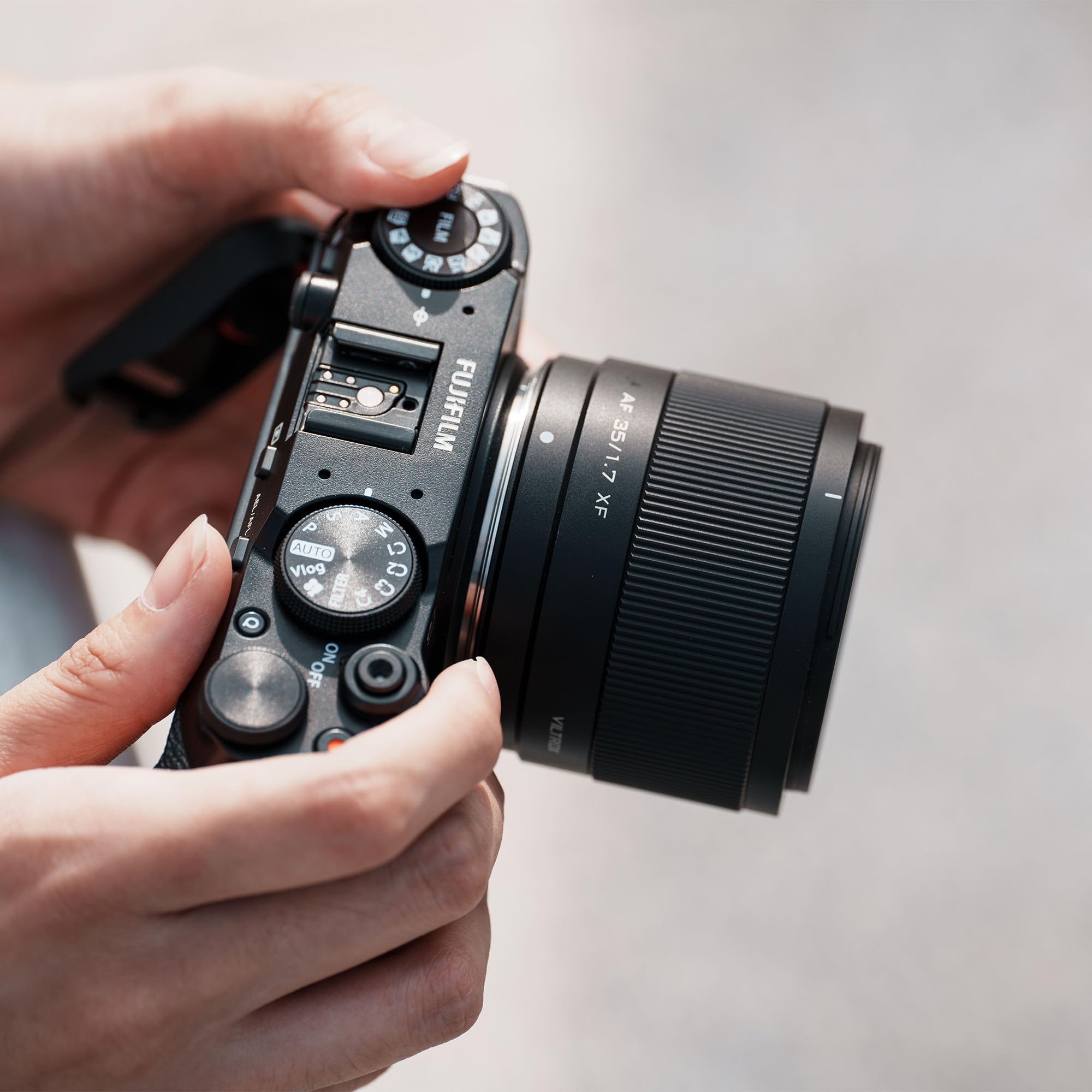 Amazon.com : VILTROX 35mm F1.7 XF, AF 35mm F1.7 Air Lens for Fuji