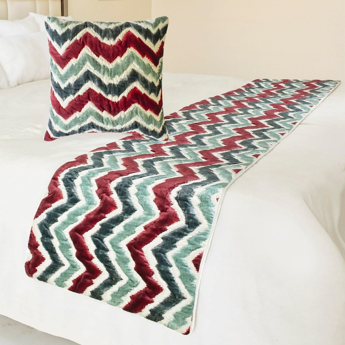 The HomeCentric King/Queen/Twin Red & Blue Luxury Queen 185x45 cm Bed Runner With One Cushion Cover, Chevron & Quilted Bed Scarf on Suede fabric - Chevron Symphony