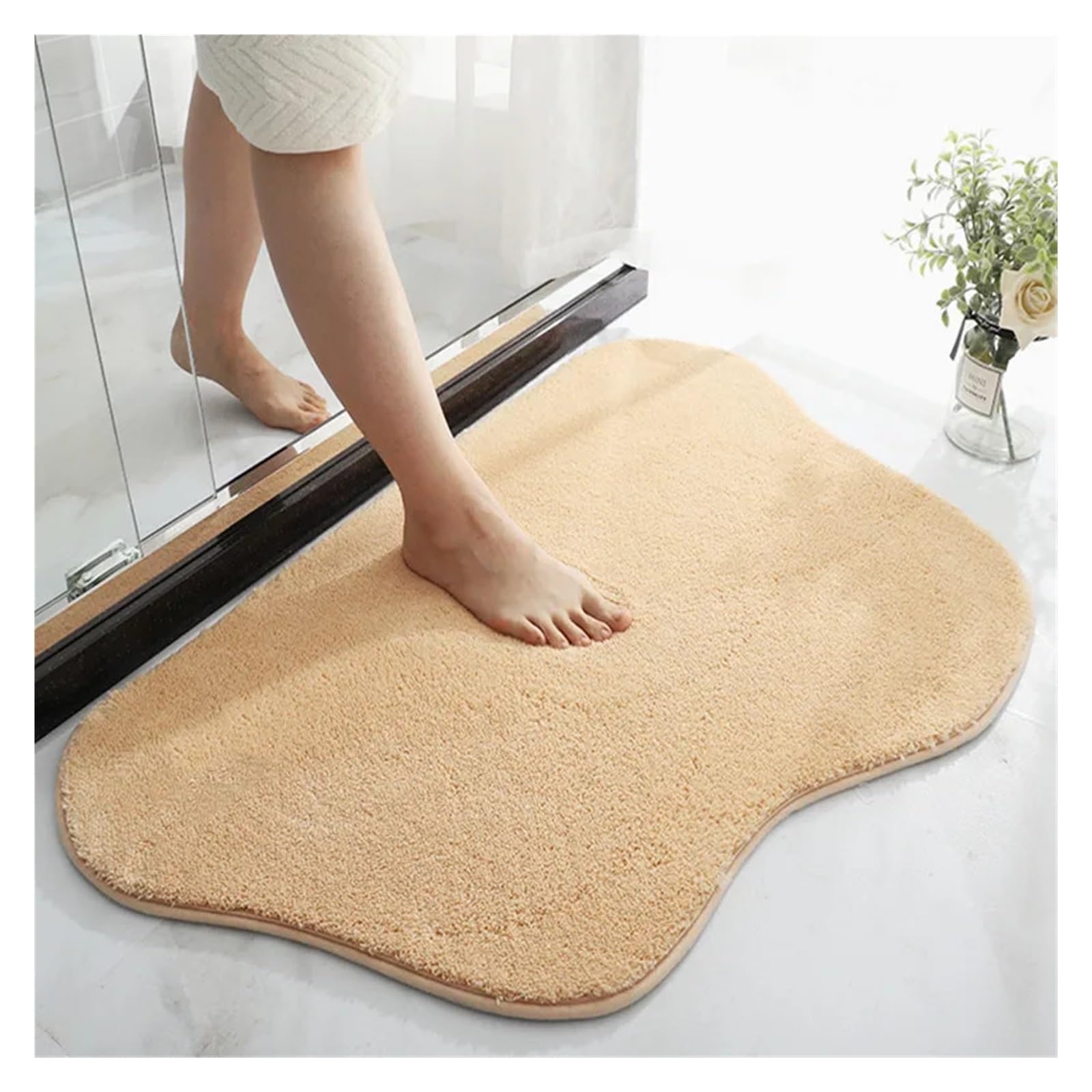 Tapis de bain à poils longs épais pour une décoration élégante