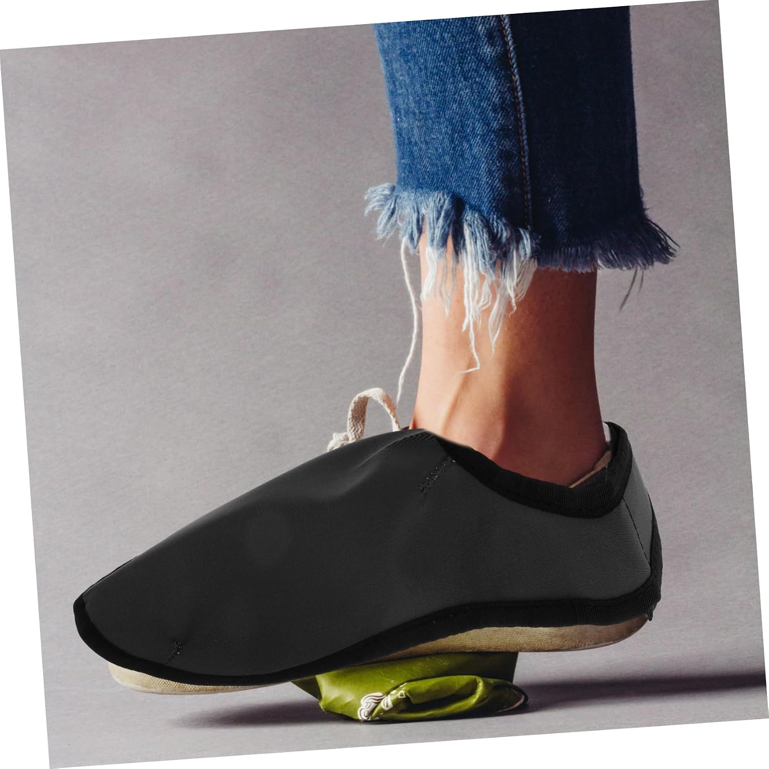 Hair Stylist Shoes Covers Nonslip Barber Shoe Covers Reusable Wear Resistant for Hair Cutting Salon Work