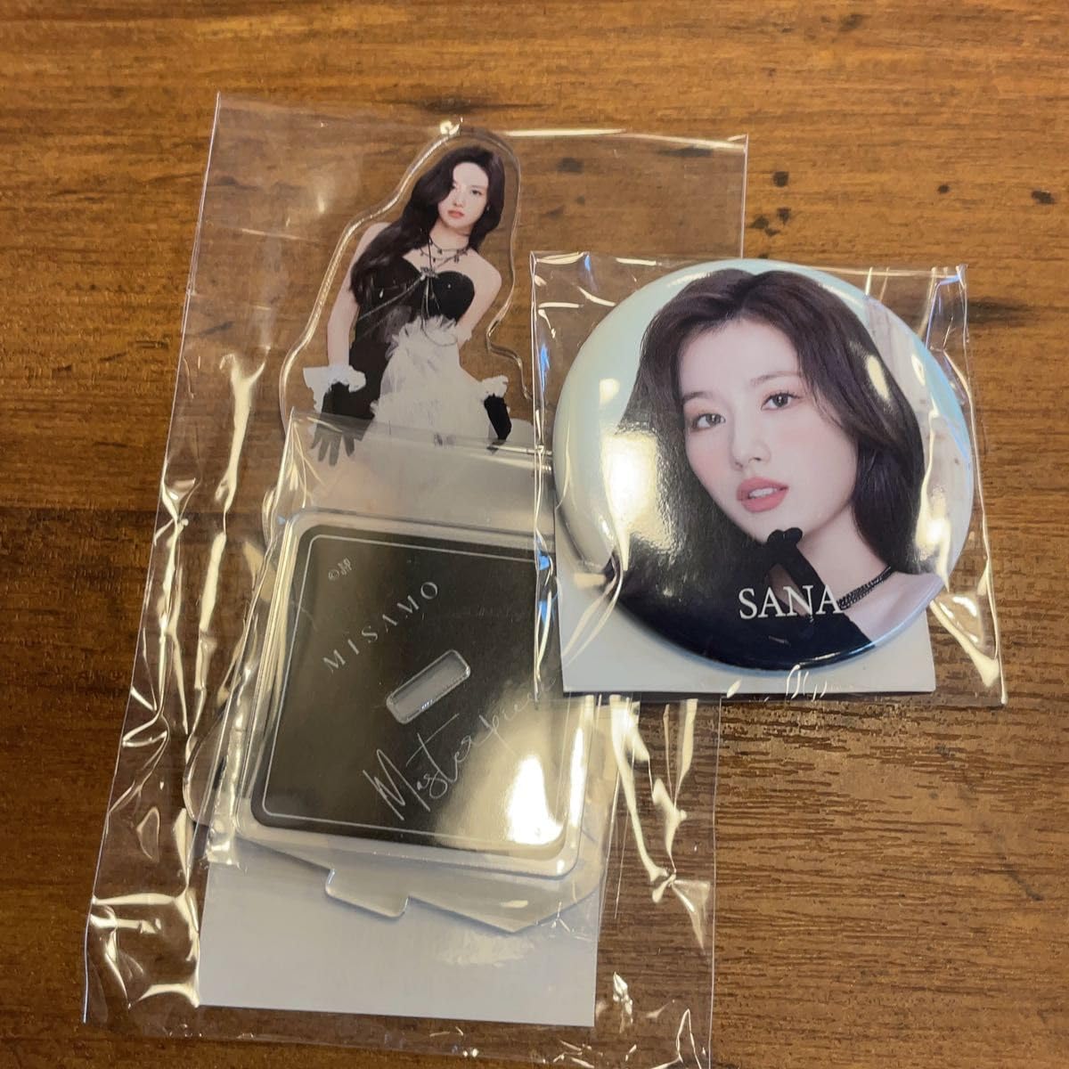 MISAMO アクスタ、缶バッチ Amazon | twice misamo サナ アクスタ 缶バッジ | バッジ | おもちゃ