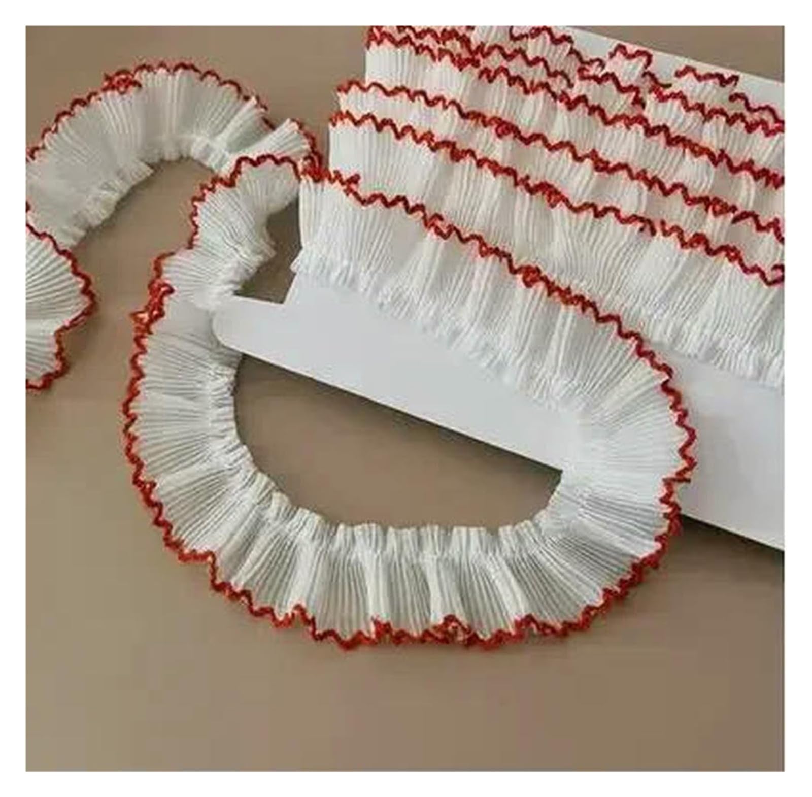Spitzenborte zum Nähen, gerüschter plissierter Spitzenborte, 10 Meter/Los 3 cm, Chiffon-Plissee-Rüschenborte, 10 Meter/Los, 3 cm, Chiffon-Plissee-Rüschenborte (Weiß / Rot)