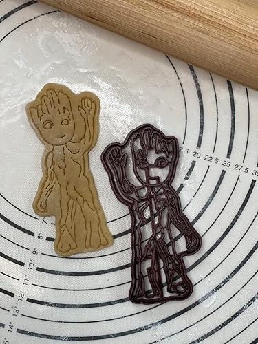 Cortadores y moldes de galletas Baby Groot de alta calidad de 5.5 pulgadas producidos por 3D Kitchen Art