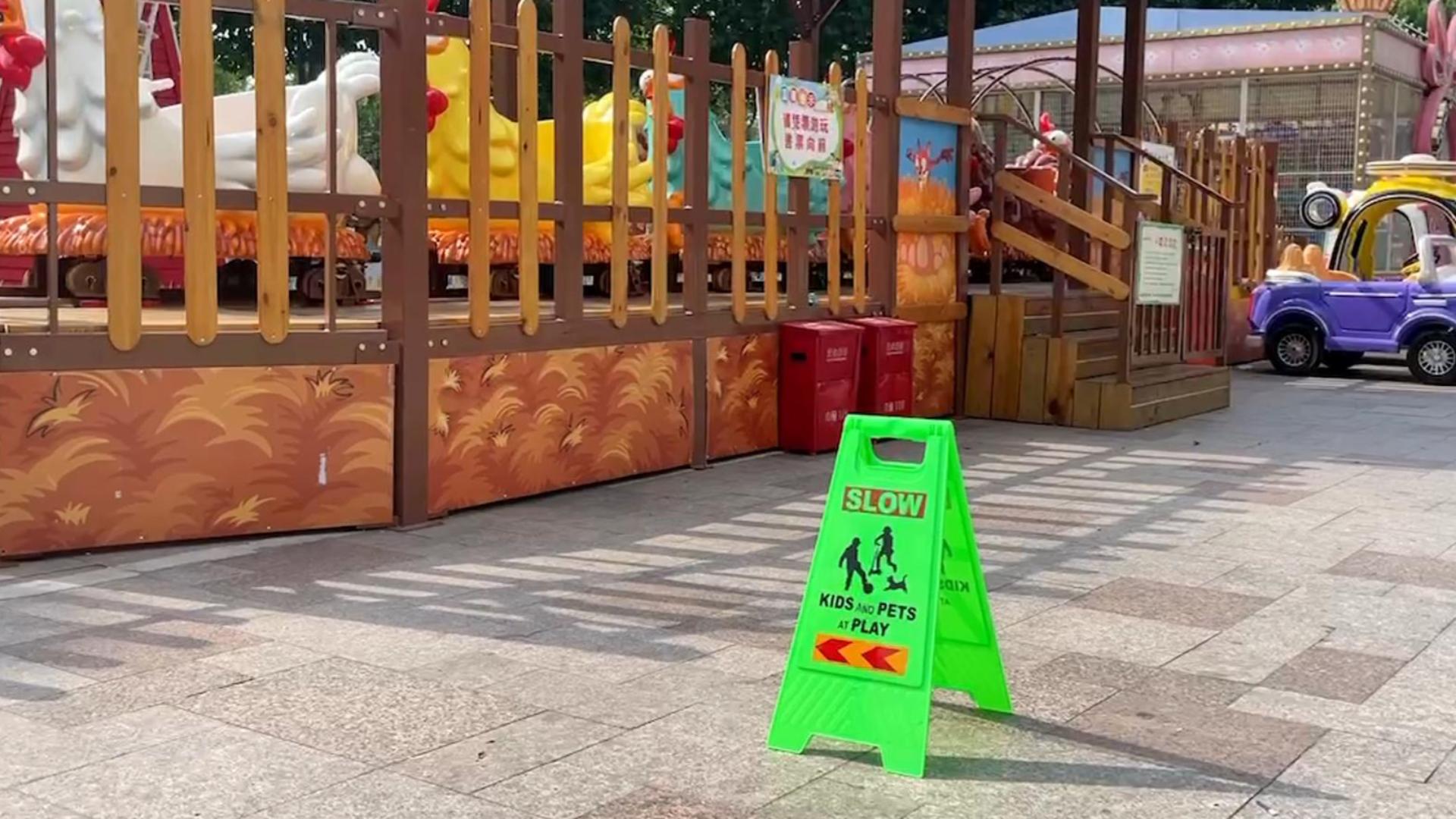Slow Down Kids At Play Reflective Aluminum Street Warning Sign - View #7