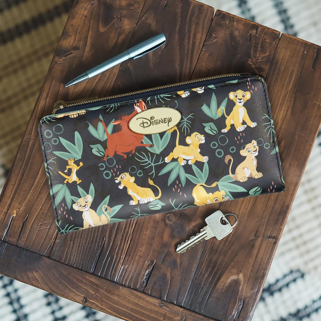 Bioworld Disney The Lion King Simba and Friends Faux Leather Bi-Fold Snap Wallet with Zipper Pocket - Image 2