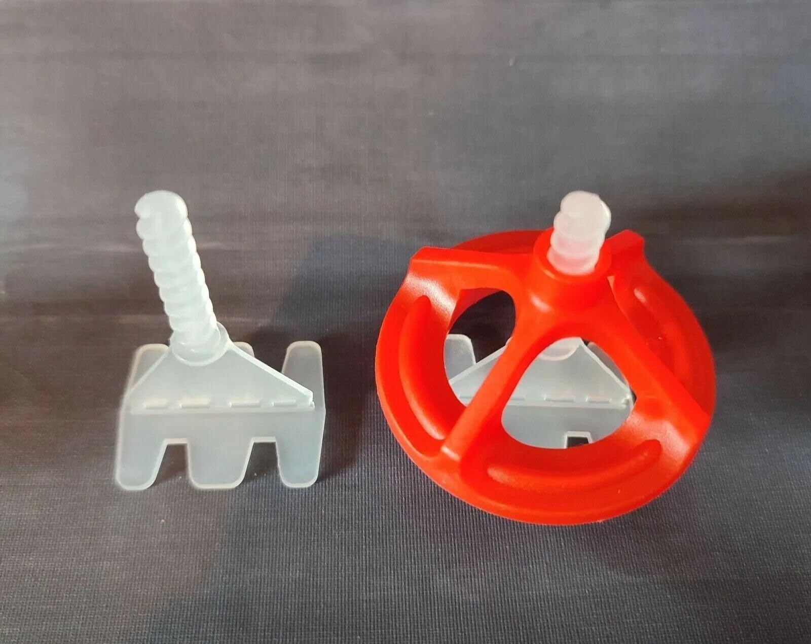 Aston Building Supplies Ltd Red + Clear Premium Tile Spacer Levelling System Plus 2Mm Twister Spacer + Nut / 400 Pcs 2Mm Screw Spacer + 100 Pcs Nuts (500)