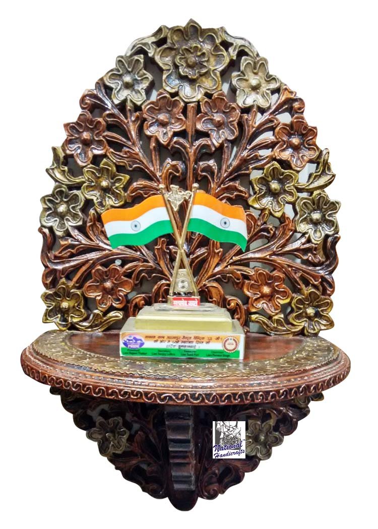 National HandicraftsNational Handicrafts 24" X 15" Multi Colour Chinar Leaf Style Wall Brakit/Telephone Stand/Flower Vase.