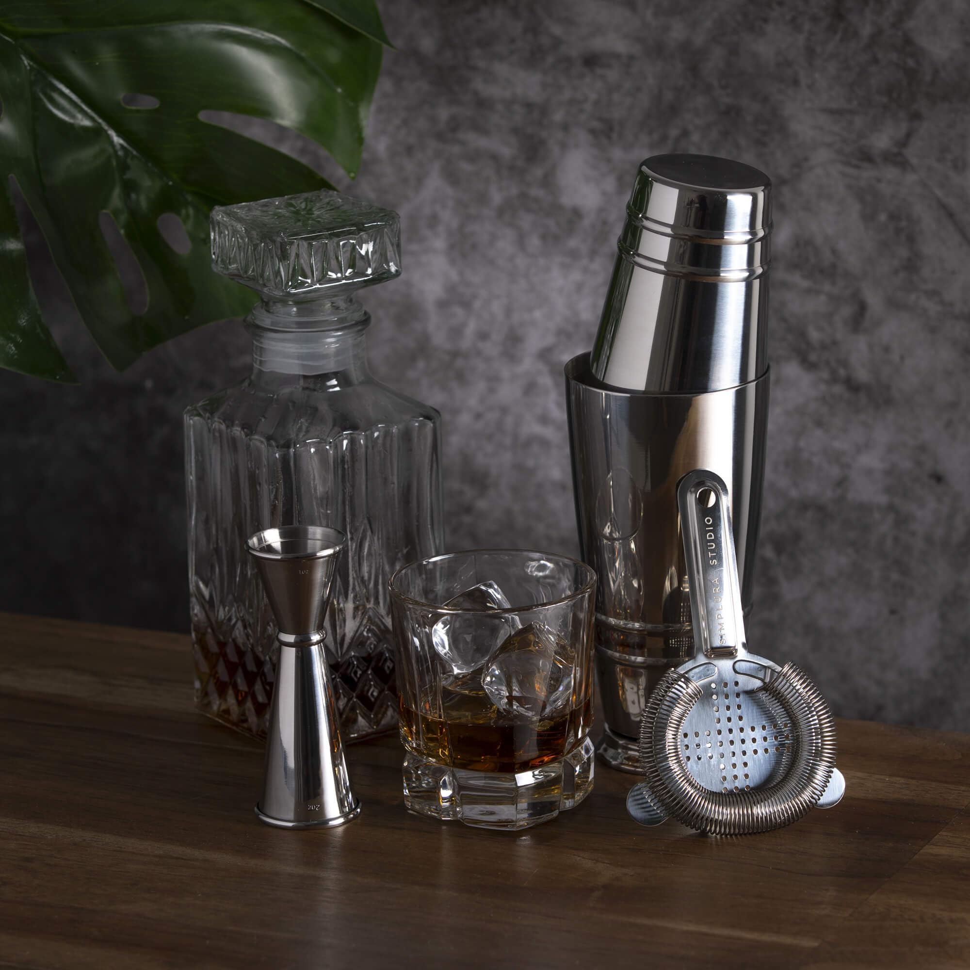 Set di 4 shaker Boston con colino Hawthorne e misurino giapponese, in acciaio inox 304, set da cocktail ponderato – Set shaker Boston – Shaker per barista – Shaker per cocktail