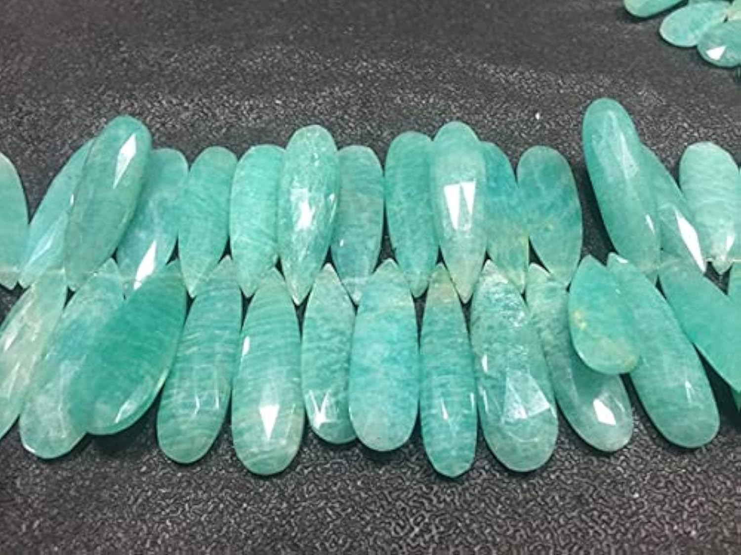 Amazonite LKBEADS en poire facettée pour réussir vos colliers de pierres uniques