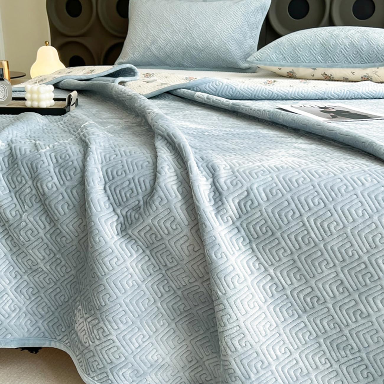 Colcha para Cama(Disponible En Varios Tamaños), Acolchado Fino, Suava, Colcha Cubre Cama Multiusos, Cubrecama para Todas Las Estaciones,Light Green,215 * 240cm