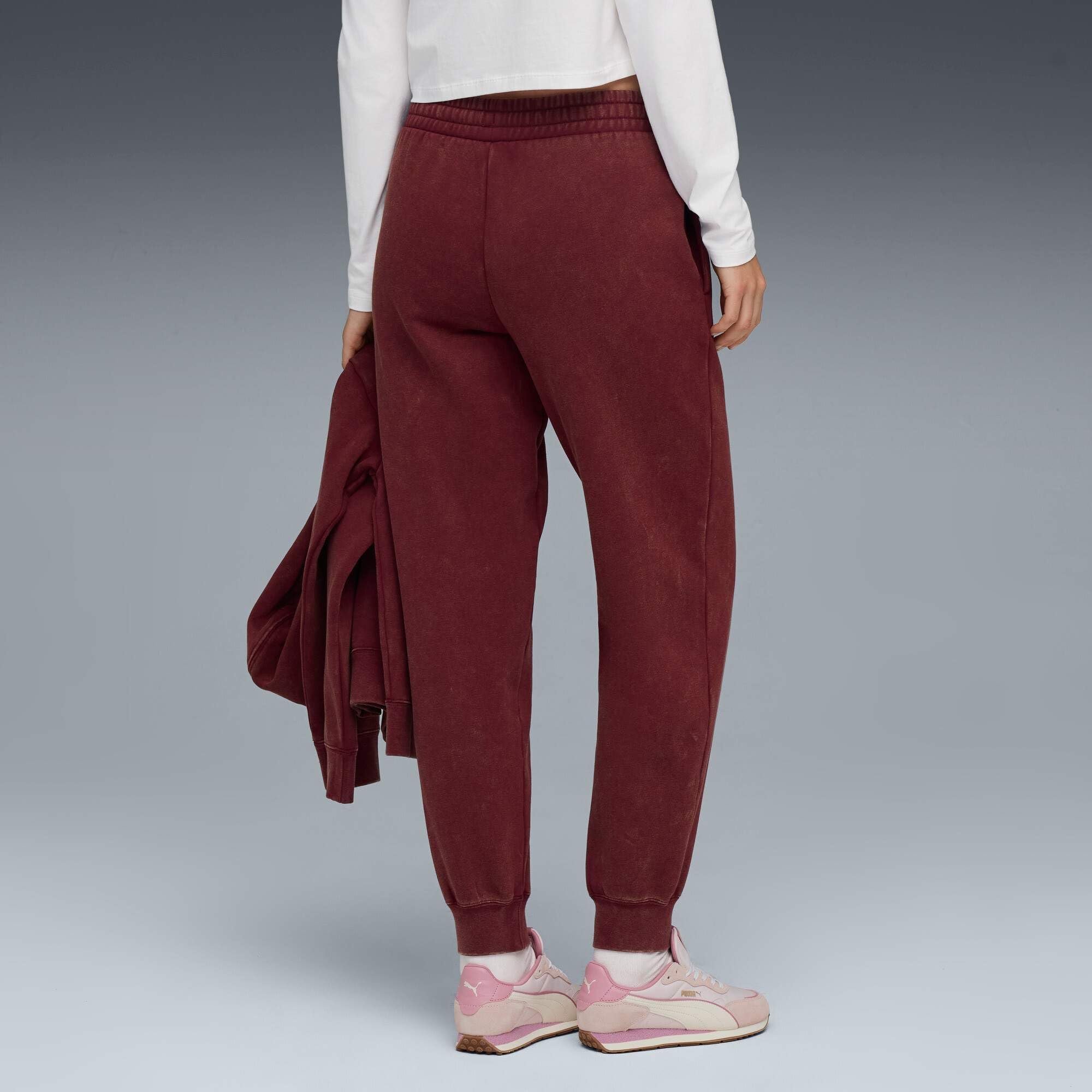 PUMA Ess Elevated Comfort Wash Sweatpants Fl Cl - Spodnie z dzianiny Kobiety