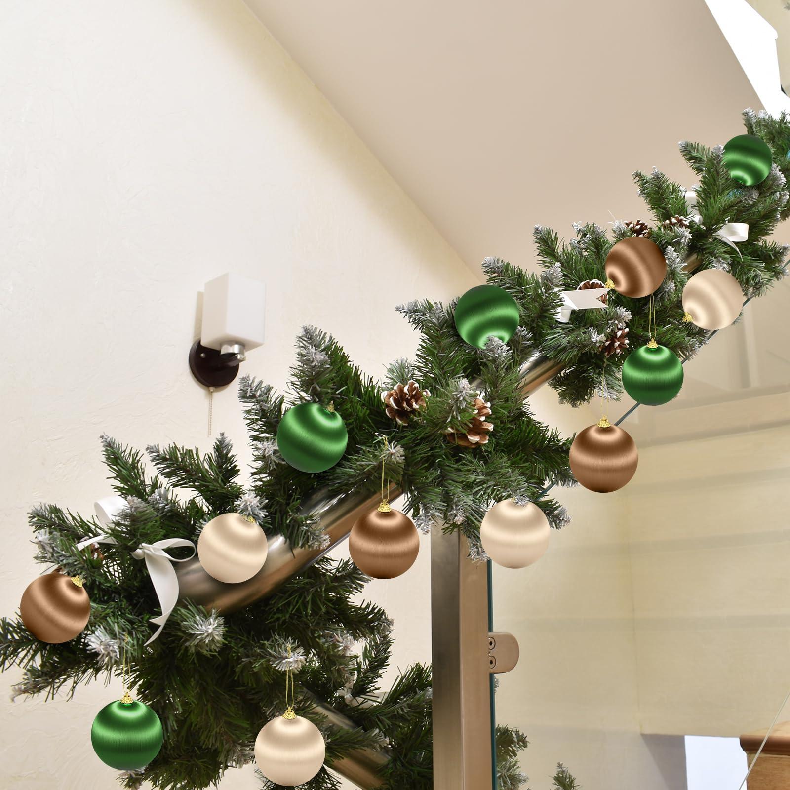 Hungdao Lot de 18 boules de Noël en satin de soie à suspendre pour décoration de Noël, décorations de fête (8 cm, rose)