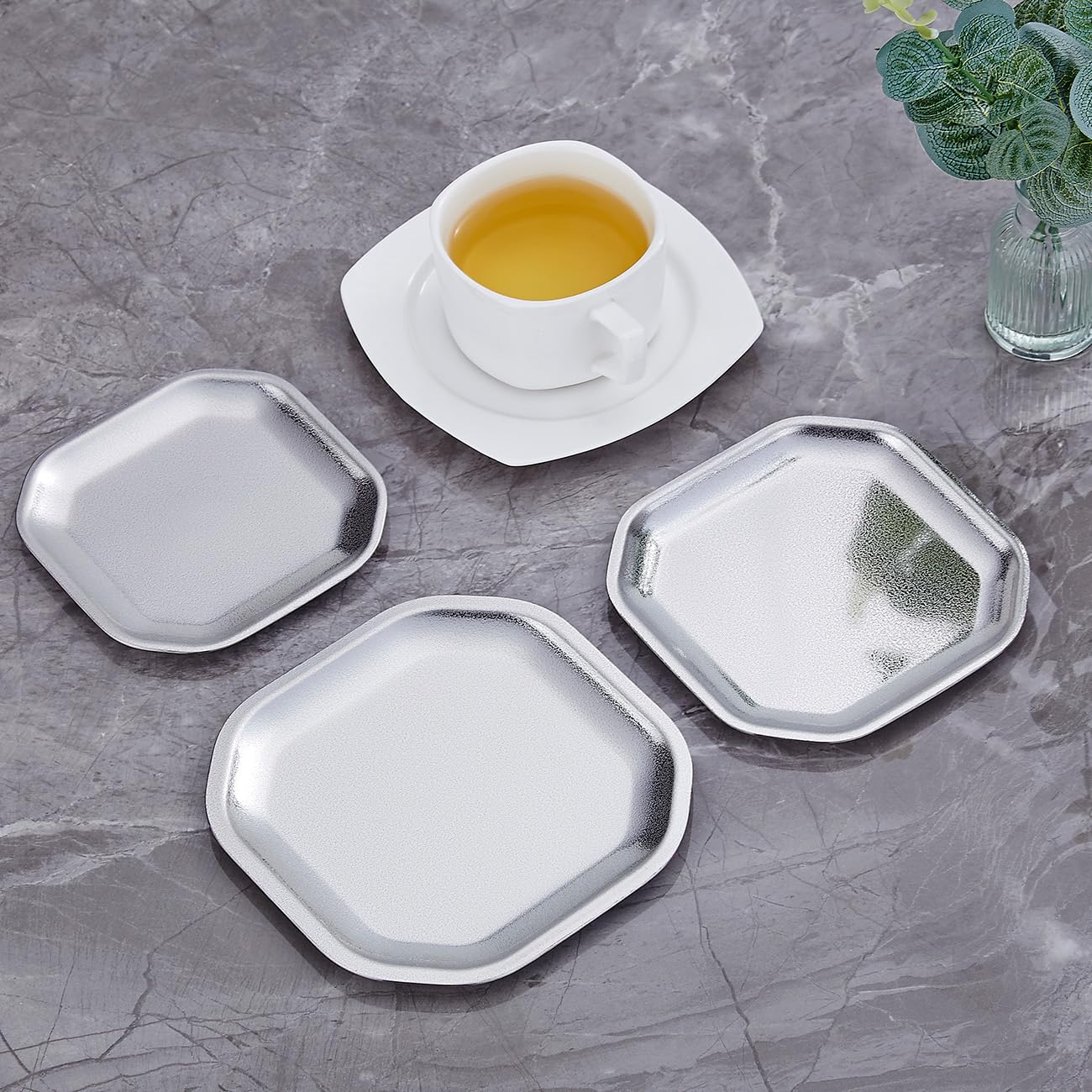 SANQIAHOME 15x15 cm quadrati Piattini da antipasto, in acciaio inox Piccoli piatti,Set di 4, argento,Dessert Piatti per Sushi, Frutta forno/Lavabile in lavastoviglie