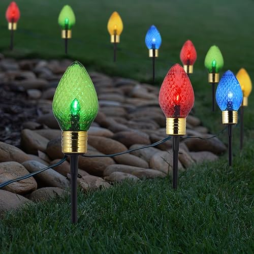 NIOSTA Luces de camino de Navidad jumbo, cadena de luces de 8 pies con estacas, 4 bombillas LED multicolor, enchufe y conectables
