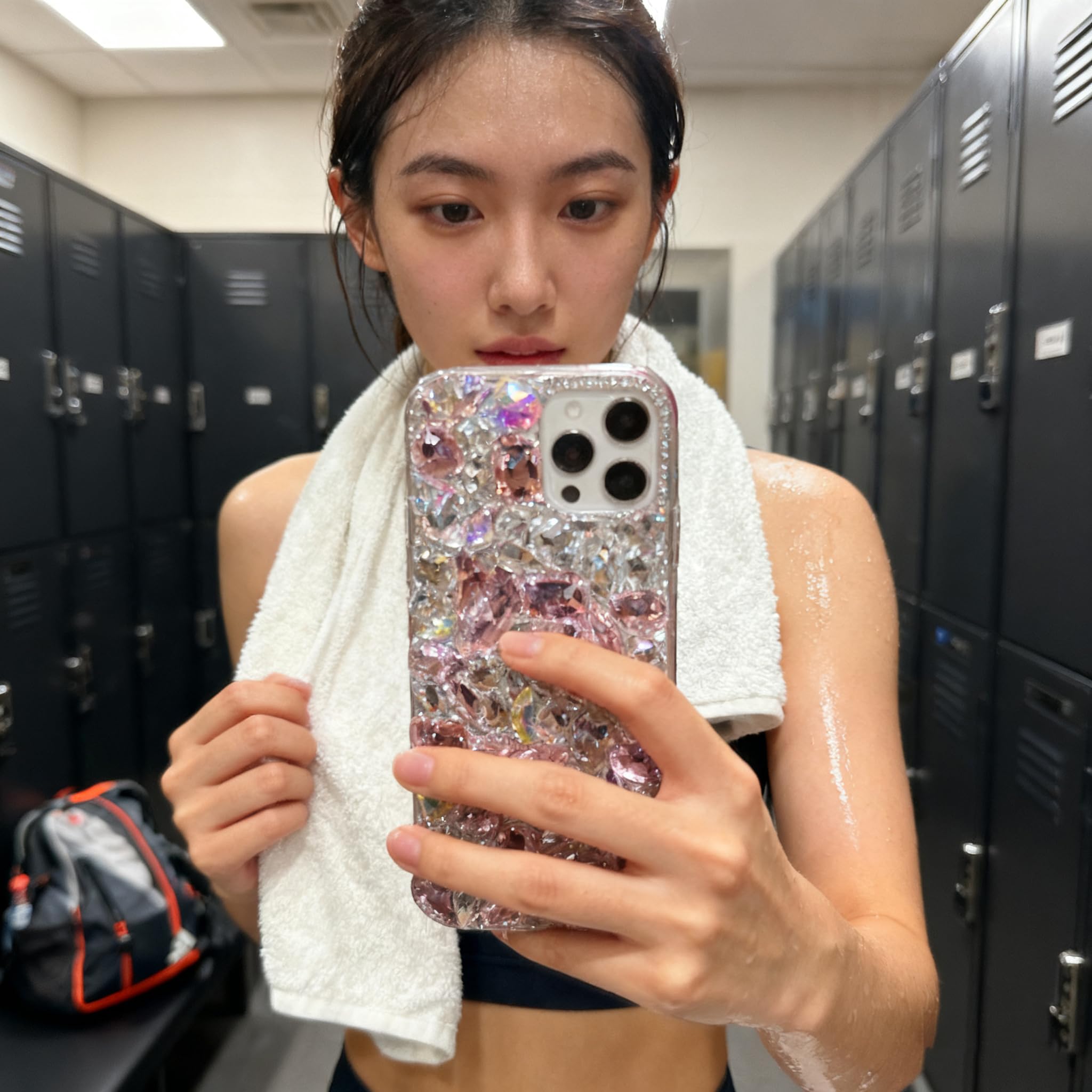 Amazon.co.jp: ピンク ラインストーン iPhone 15 用 ケース キラキラ