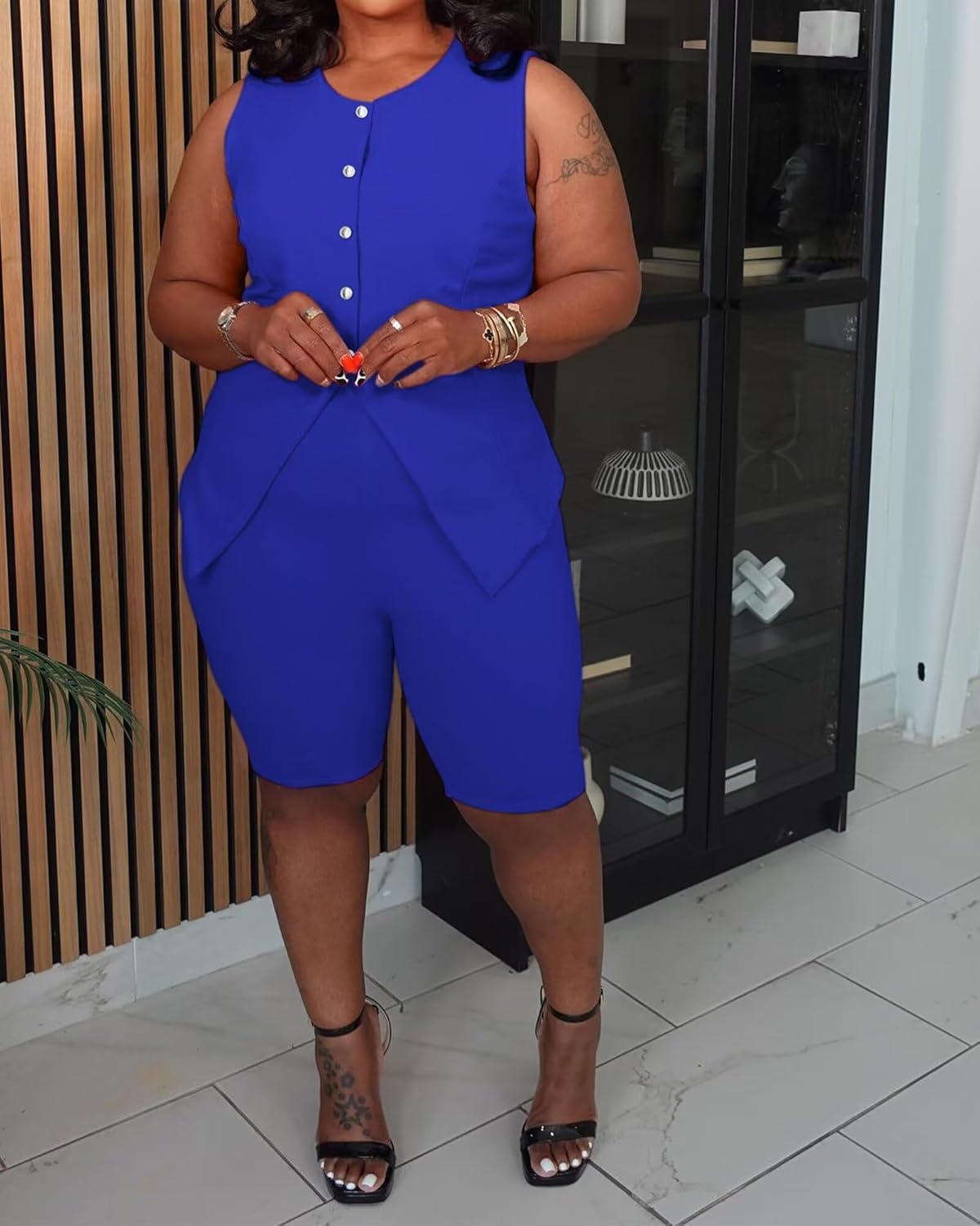 Women's Plus Size Summer 2 Piece Outfits Sleeveless Matching Sets Button Down Crew Neck Vest Waistcoat and Pockets Shorts - Image 5