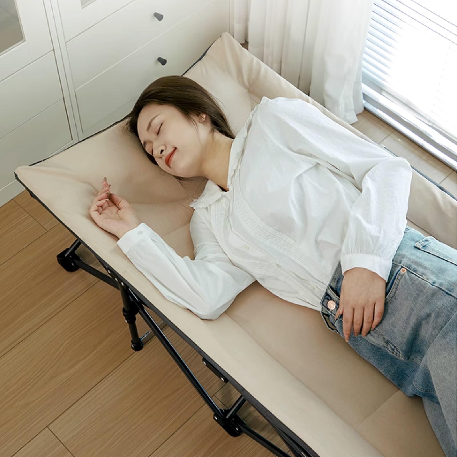 Brandina da Campeggio con Materasso, Lettino da Campeggio con Tasche Laterali, Supporto Robusto Fino a 400 Libbre, Nessuna Installazione, Letto Pieghevole Leggero e Confortevole