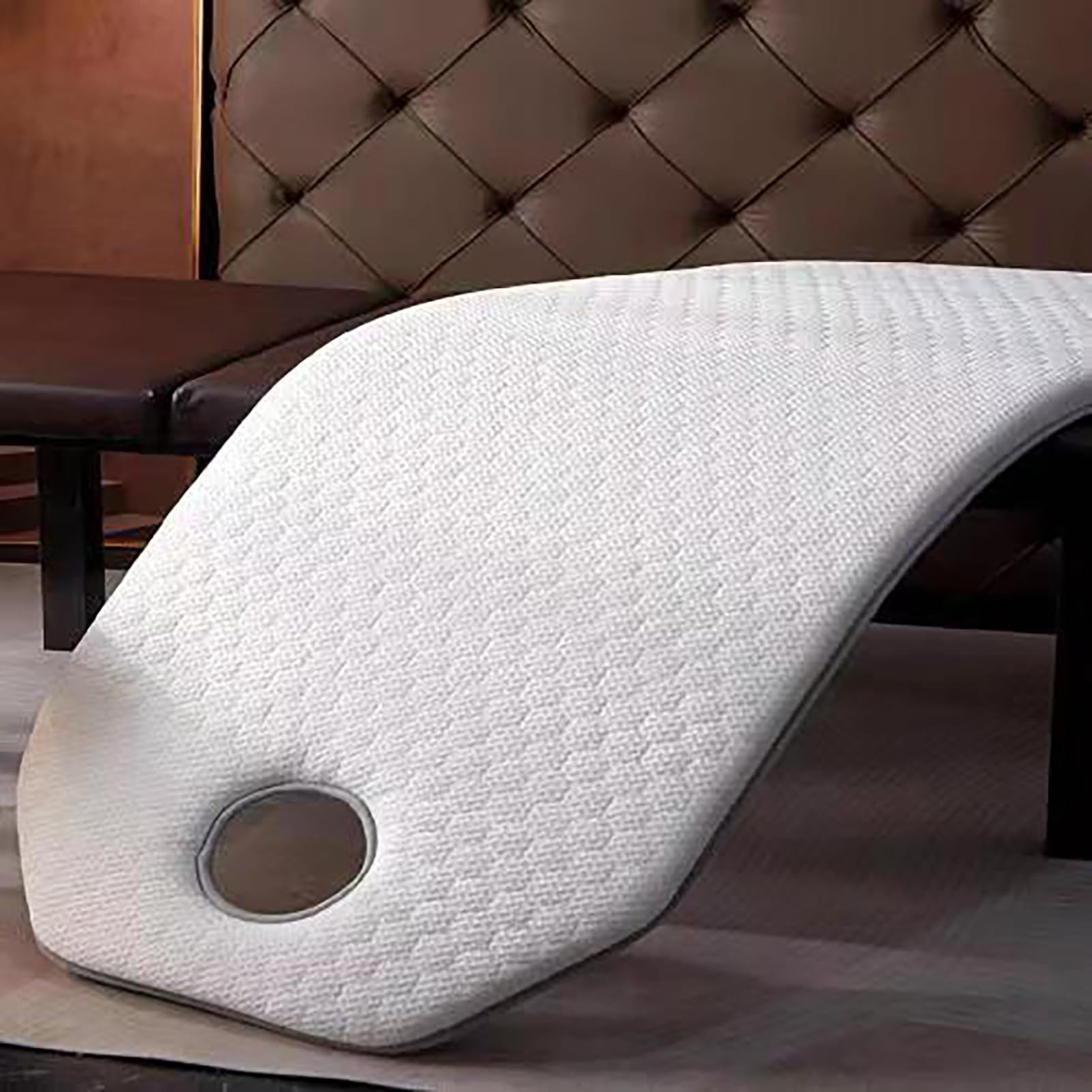 Couvre-matelas de massage avec trou visage idéal pour détendre vos clients en institut