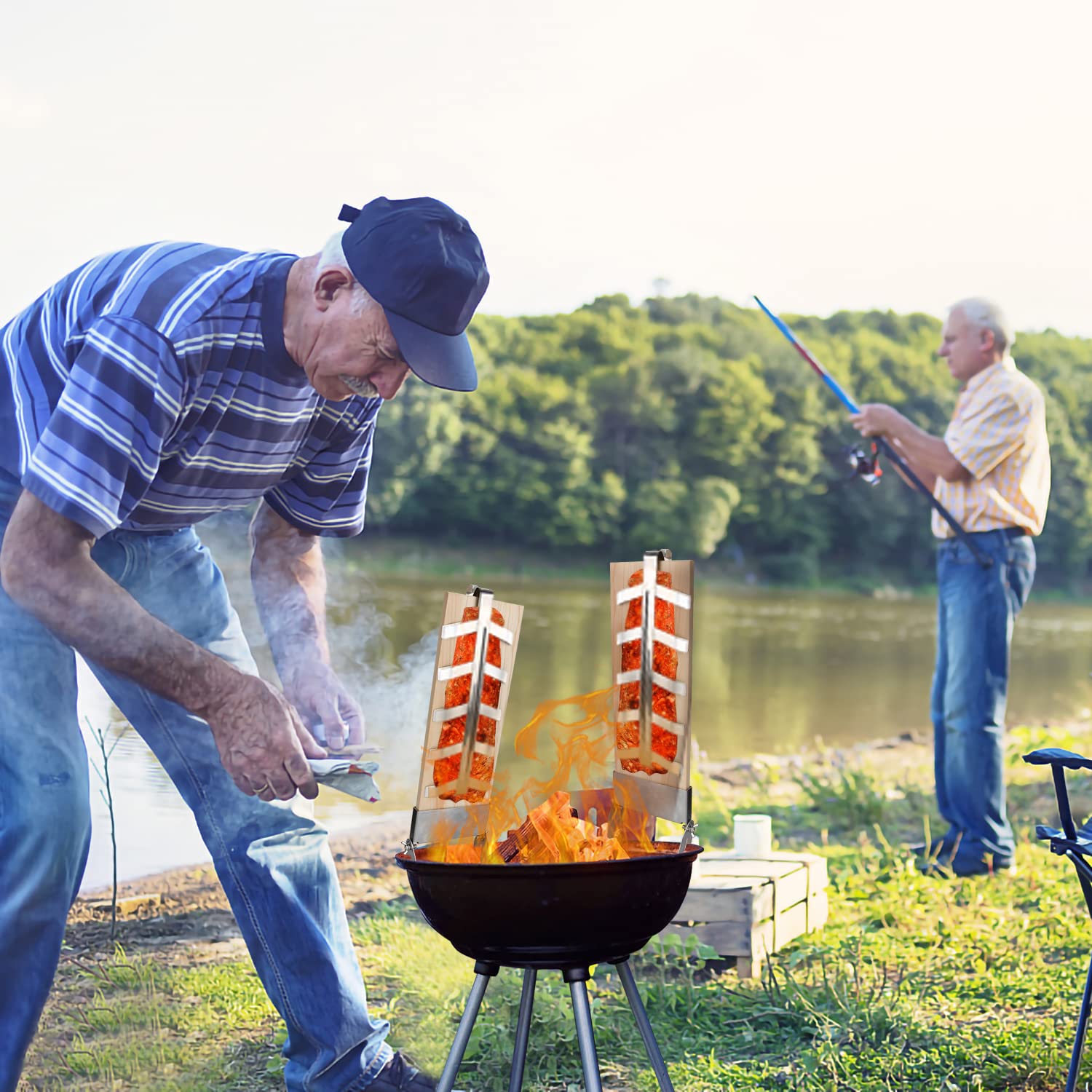 Randaco Lot de 4 planches à saumon flammé avec support - Planche à saumon avec fonction réversible - Planche à saumon pour griller, brasero - Charge maximale : 2,5 kg - Planche à saumon pour barbecue