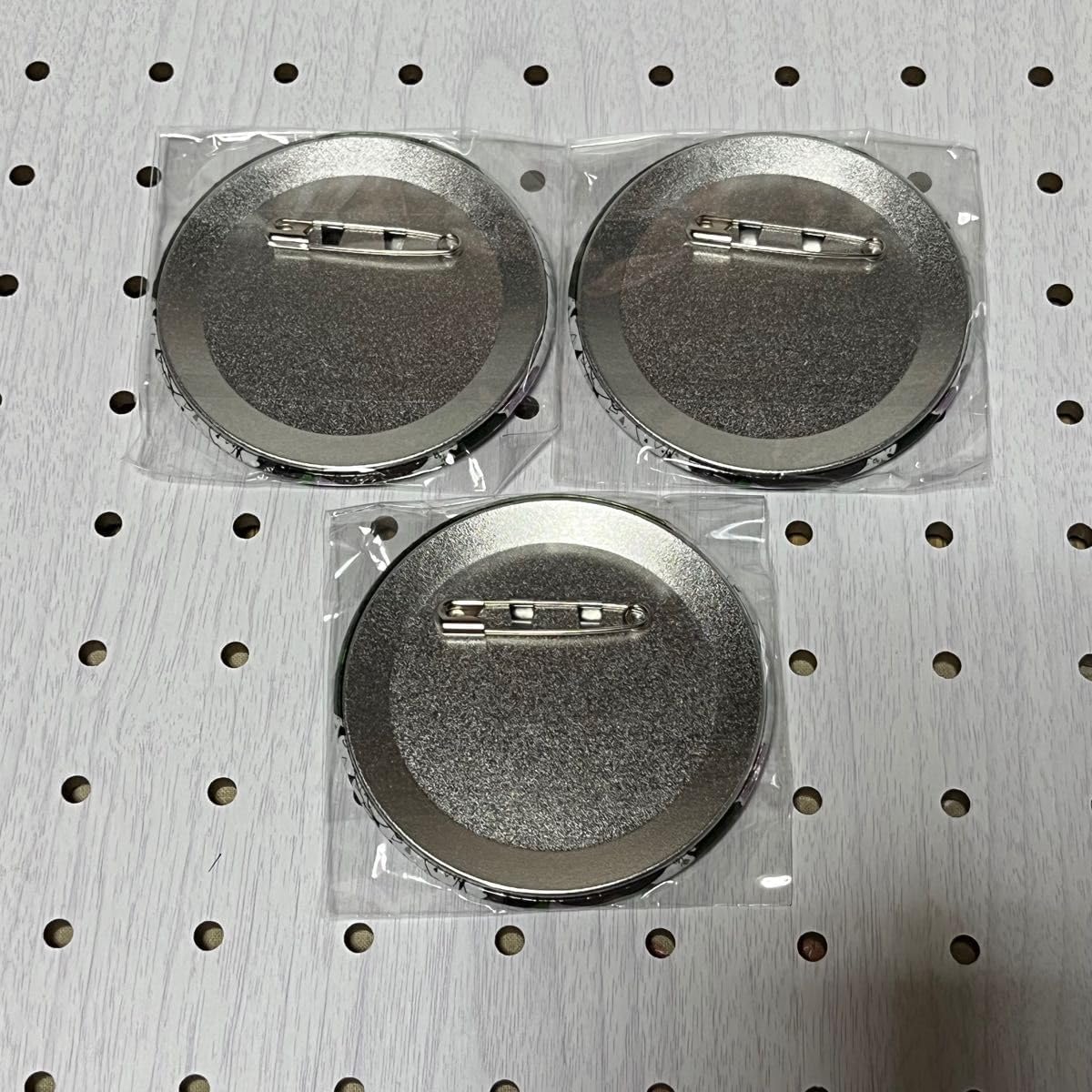 限定WIND BREAKER 桐生三輝 缶バッジ セット WIND BREAKER 桐生 三輝