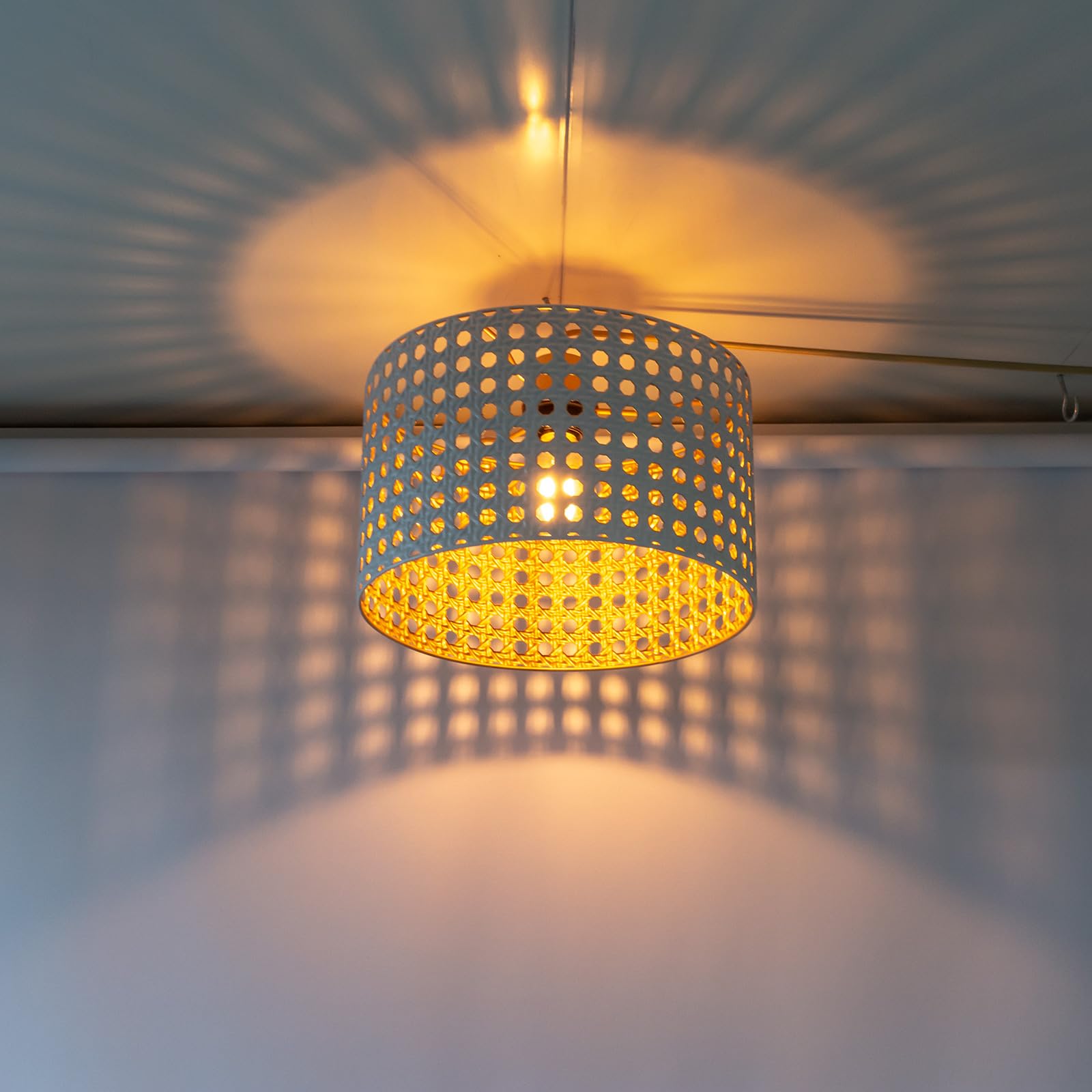 Paralume vintage in metallo, oro bianco, intagliato, a tamburo, per lampada da terra, lampada a sospensione, lampada da tavolo, lampada da soffitto (rotondo 13 GB)