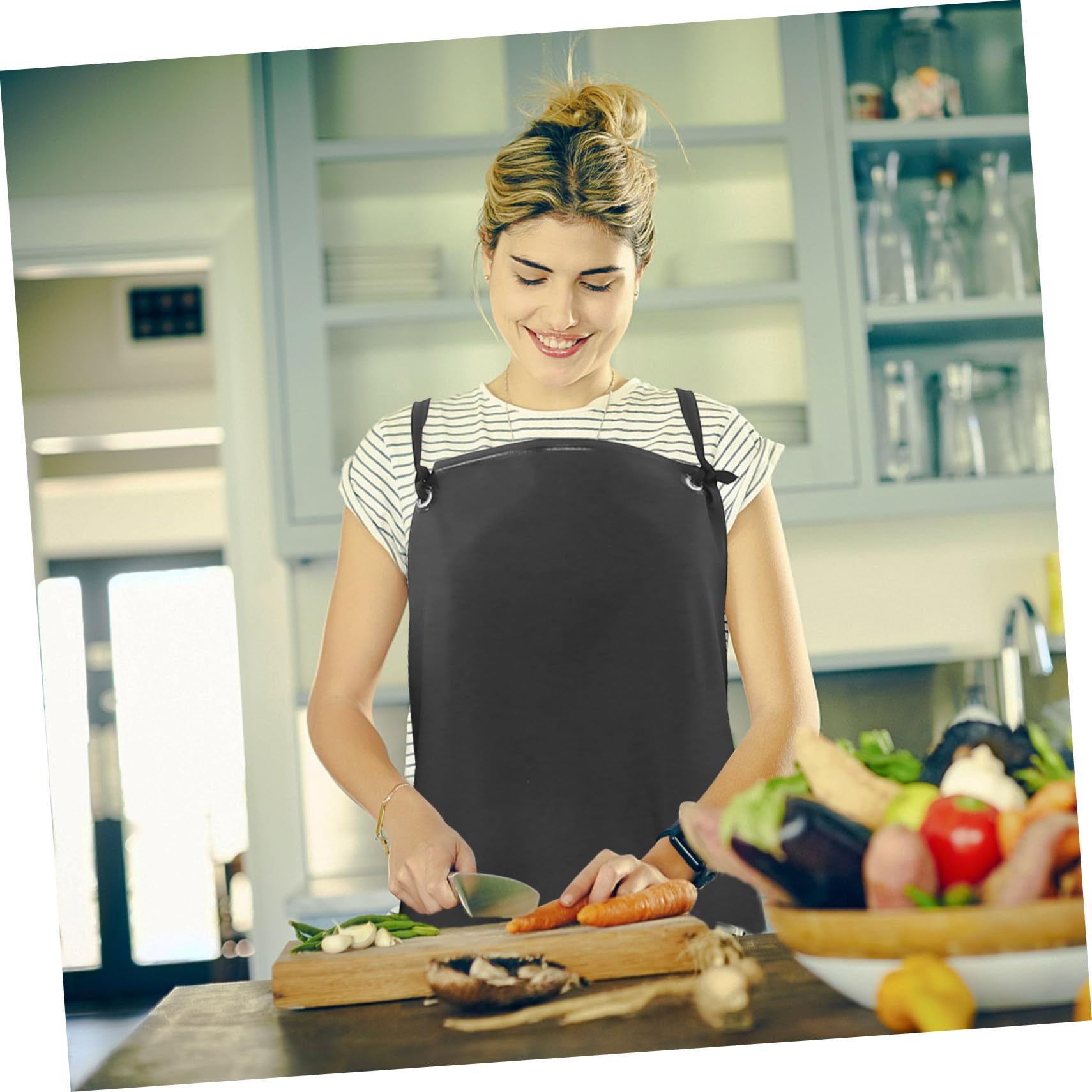 Wasserdichte Pvc küchenschürze Schwarz rot Ölbeständig Verstellbar mit Langen Ärmeln Dickes Material Schmutzabweisend für Kochen Backen Gartenarbeit und Hausarbeit