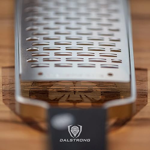 Miniatura 9 de Dalstrong Rallador de queso ancho profesional, cinta, hoja de acero inoxidable #304, trituradora de cocina con mango G10, con cubierta de cuchilla,