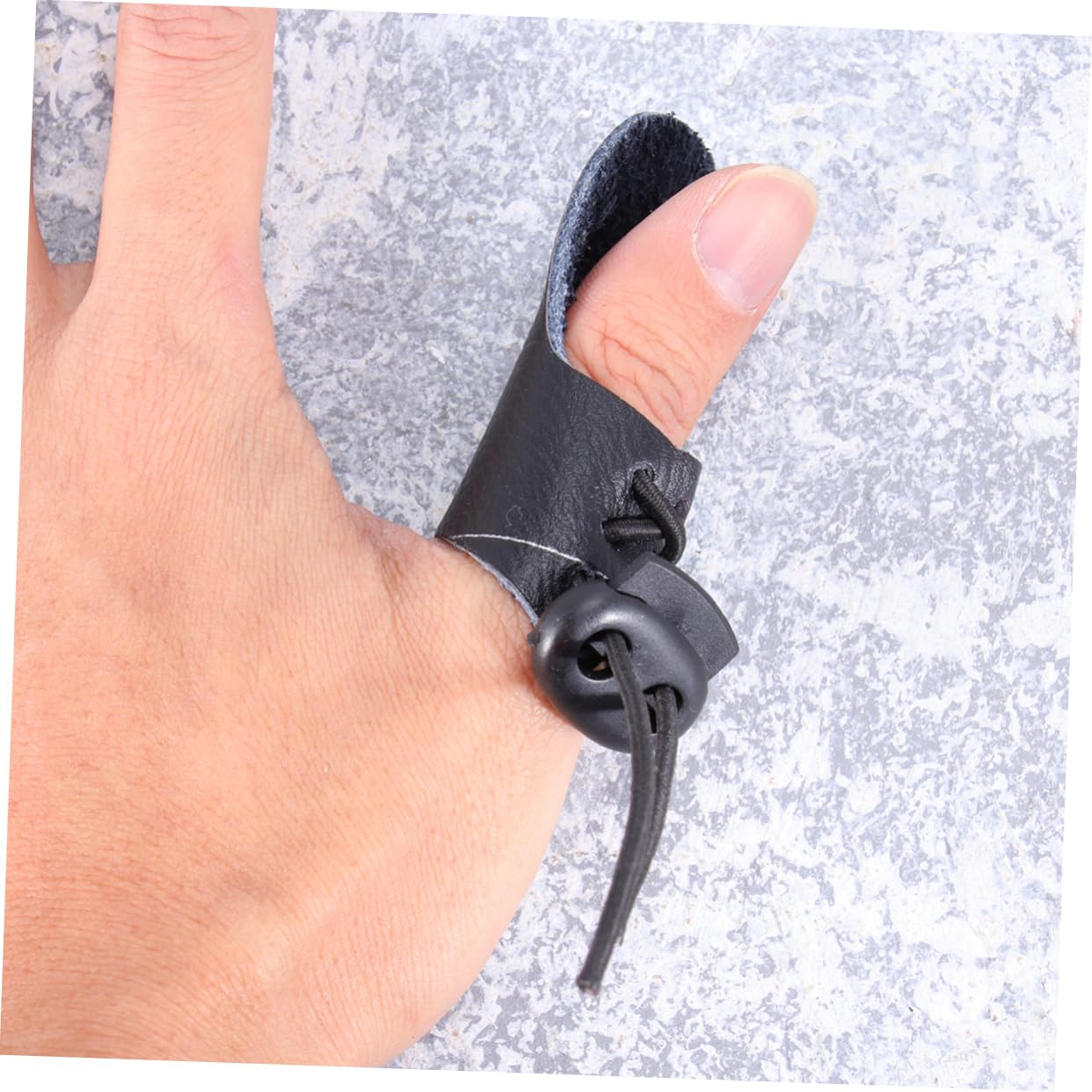 BESPORTBLE Arrow Finger Glove Archery Glove for Right Hand Protective Gear Single Fingers Adjustable Rope