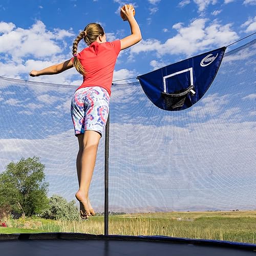 Miniatura 6 de Skywalker Trampolines Kit de accesorios con juego de baloncesto, estacas de viento y escalera ancha