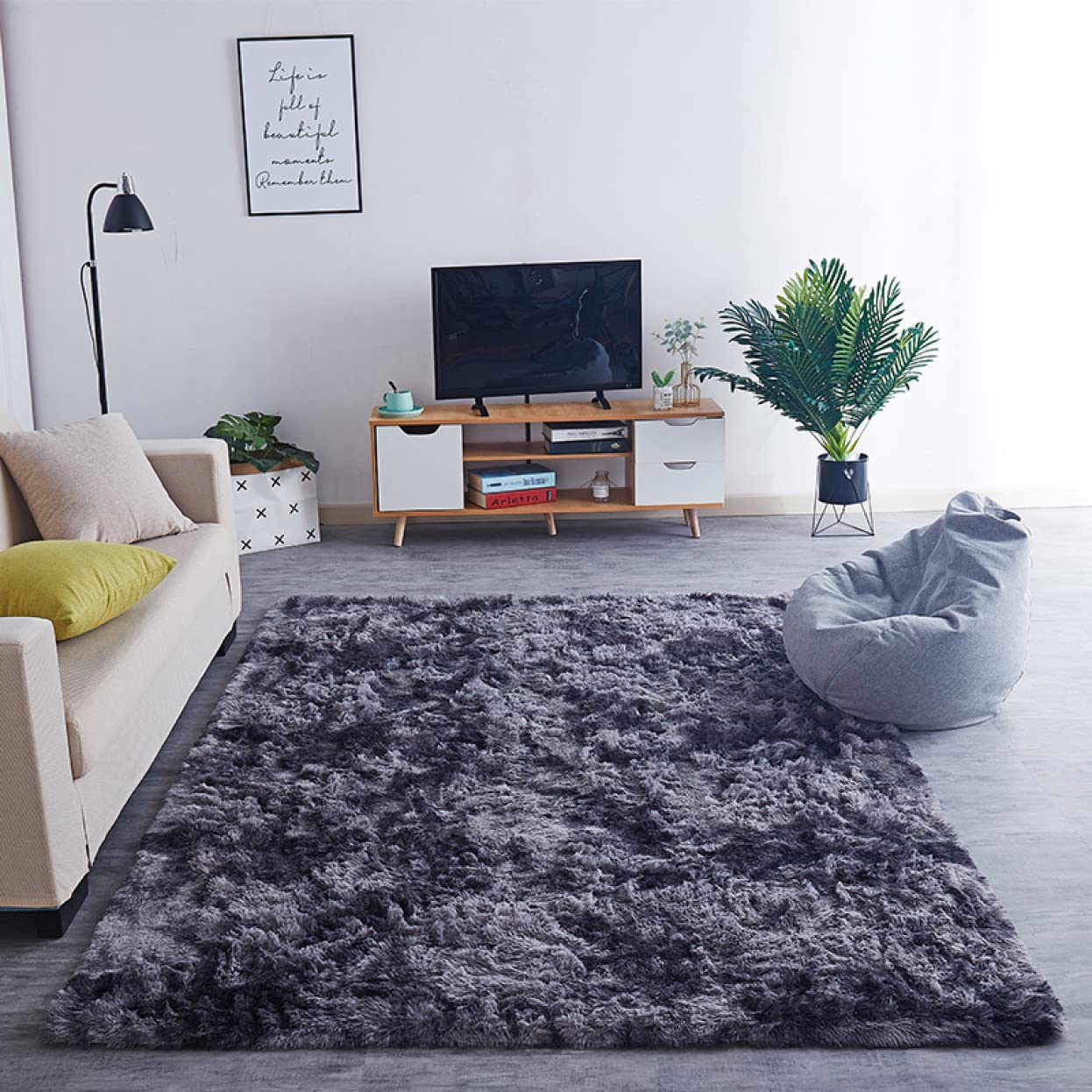 Amazon｜[KMBIGNK] ラグ ラグマット 140*200cm 洗える イエロー