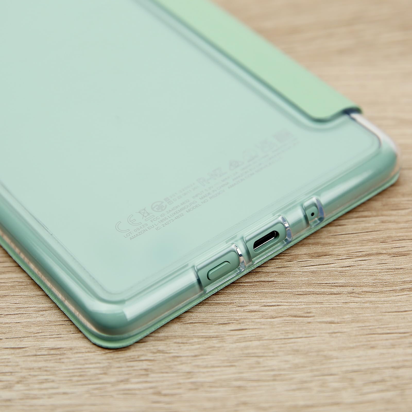 Custodia per Kindle da 6 pollici di 11a generazione 2024/2022, custodia in pelle PU leggera e guscio posteriore rigido trasparente, con funzione sleep/wake automatica, verde matcha