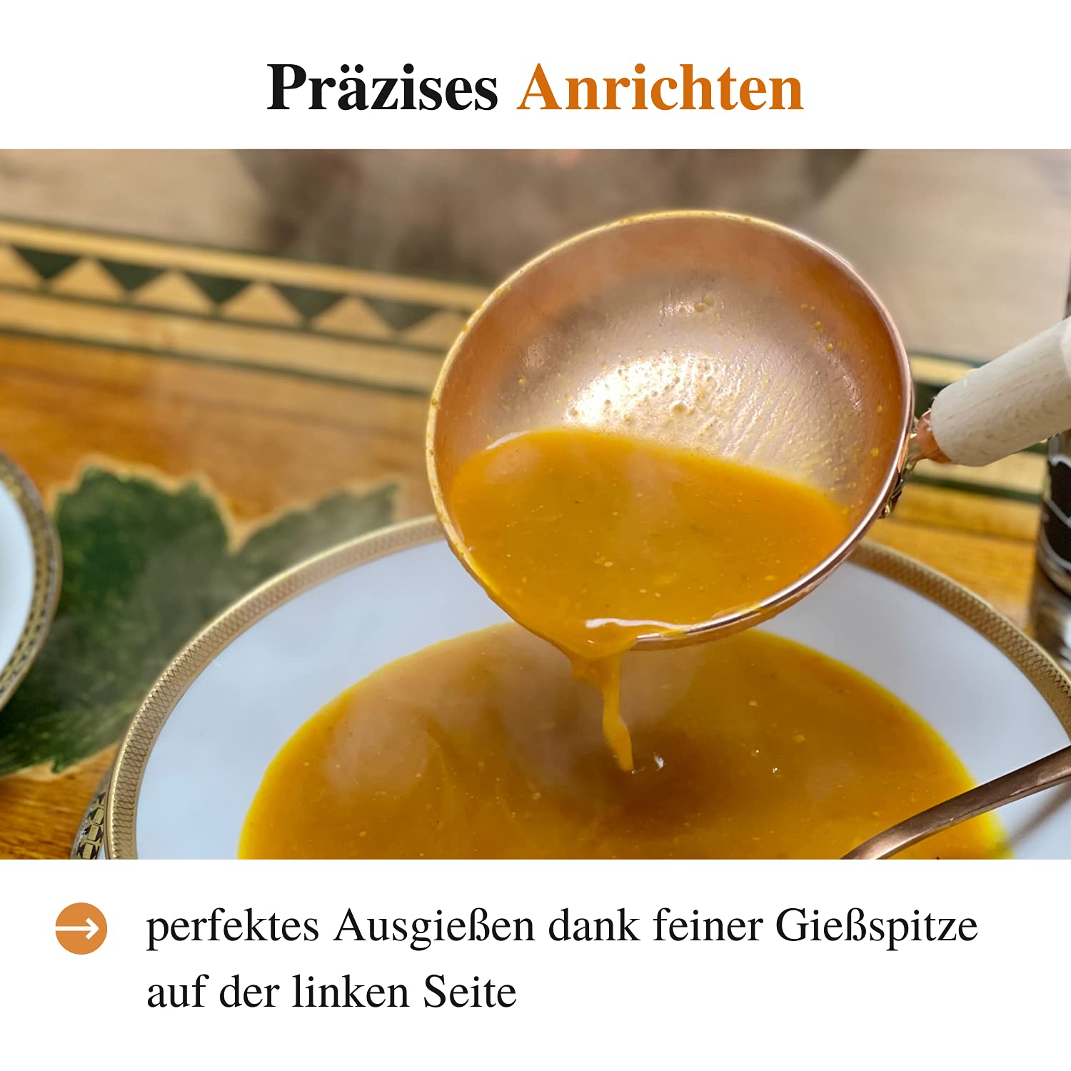 CopperGarden Schöpfkelle mit Holzgriff I Schöpflöffel aus blankem Kupfer I flache Suppenkelle mit Gießspitze I Schöpfer mit Haken zum Aufhängen I Kelle mit 28 cm Länge & 10 cm Durchmesser