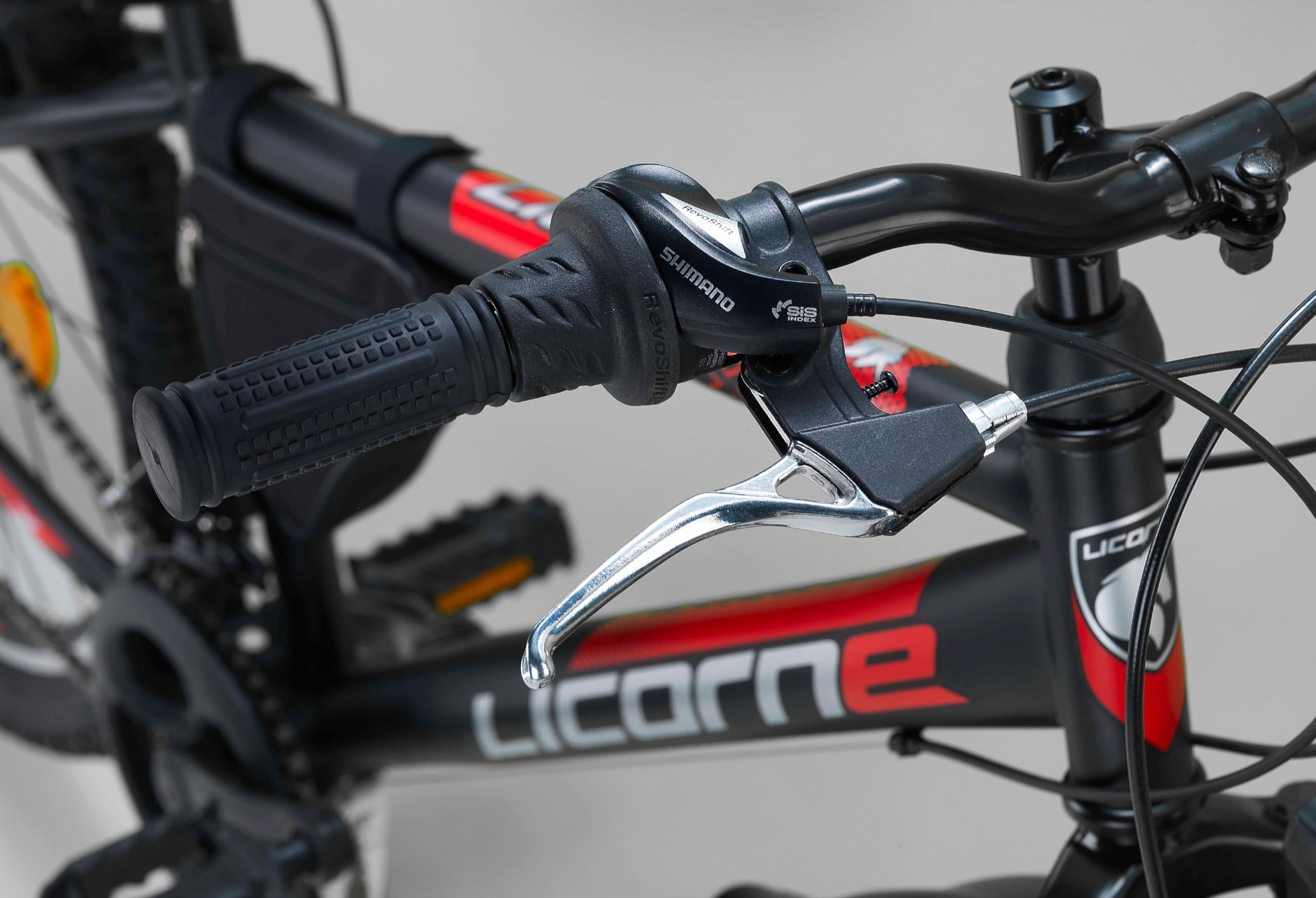 Licorne Bike Guide VTT de qualité supérieure de 20 à 24 26 pouces pour filles, garçons, hommes et femmes, 21 vitesses (à 20 pouces et 18 vitesses)