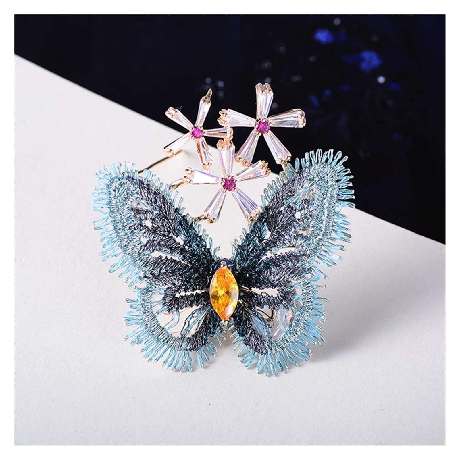 Vintage Stoff-Schmetterlingsbrosche für Frauen mit Zirkonia-Blume