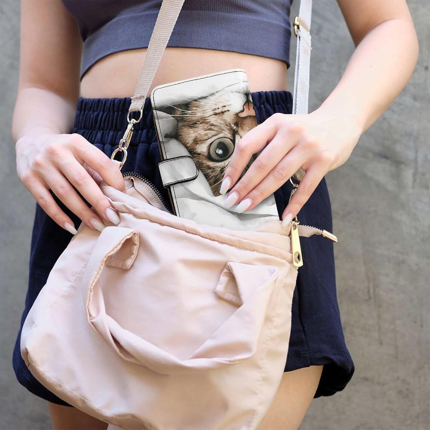 Tabby Cat Peeking Out Womens Wallet for Men Slim Purse Clutch Handbag with Card Holder