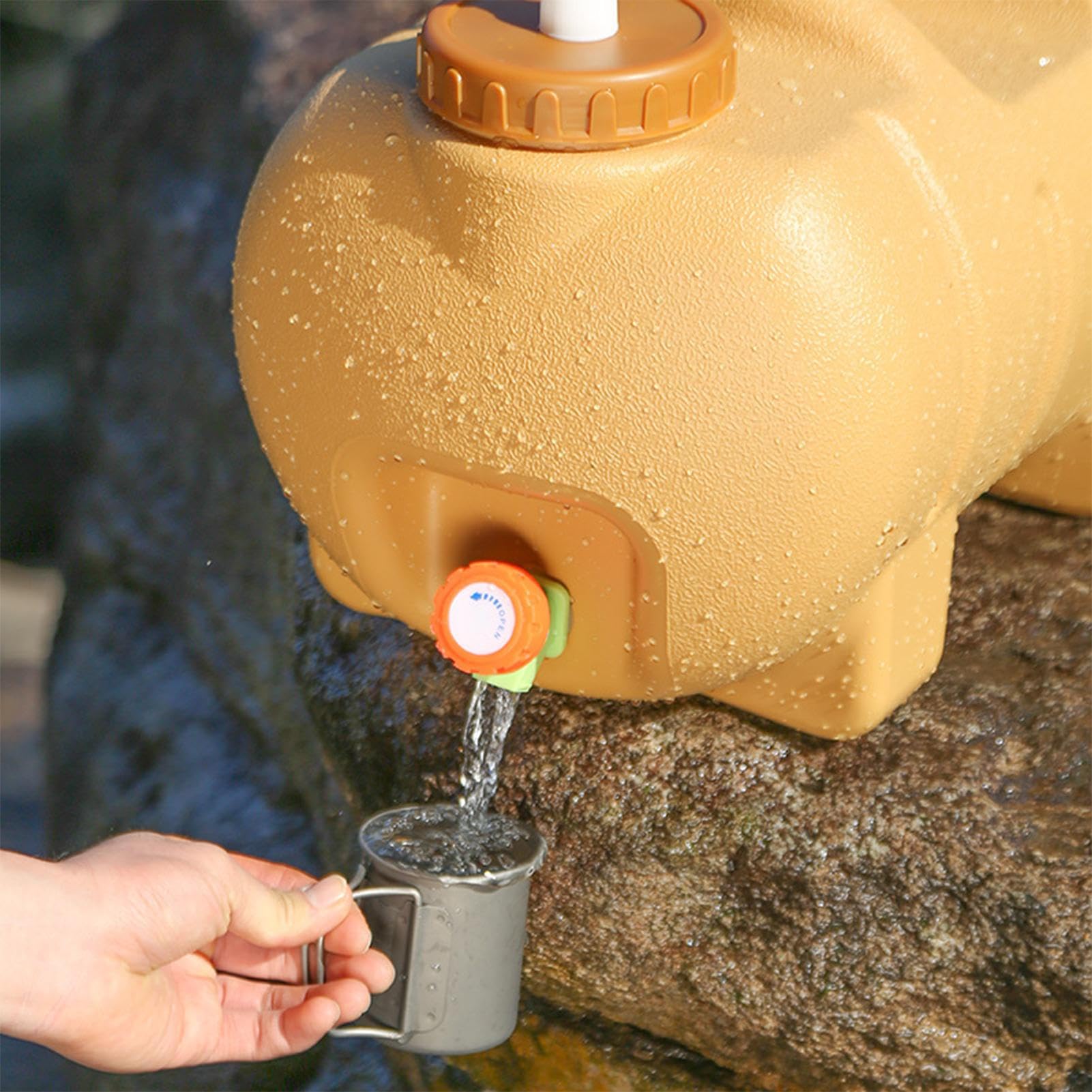 Tanica Acqua Campeggio Contenitore Riutilizzabile E Riempibile A Forma Di | Contenitore Portatile Acqua 20 Litri Con Rubinetto Per Escursioni, Camper, Backpacking, Picnic, Spiaggia, Famigli