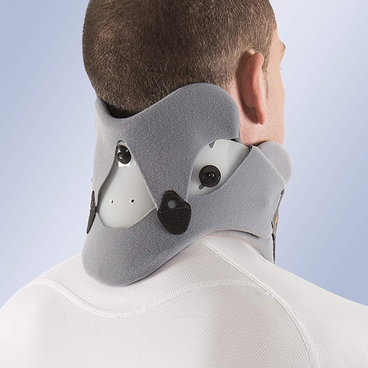Collarín cervical bivalvo con apoyo occipitomentoniano Orliman CC2600