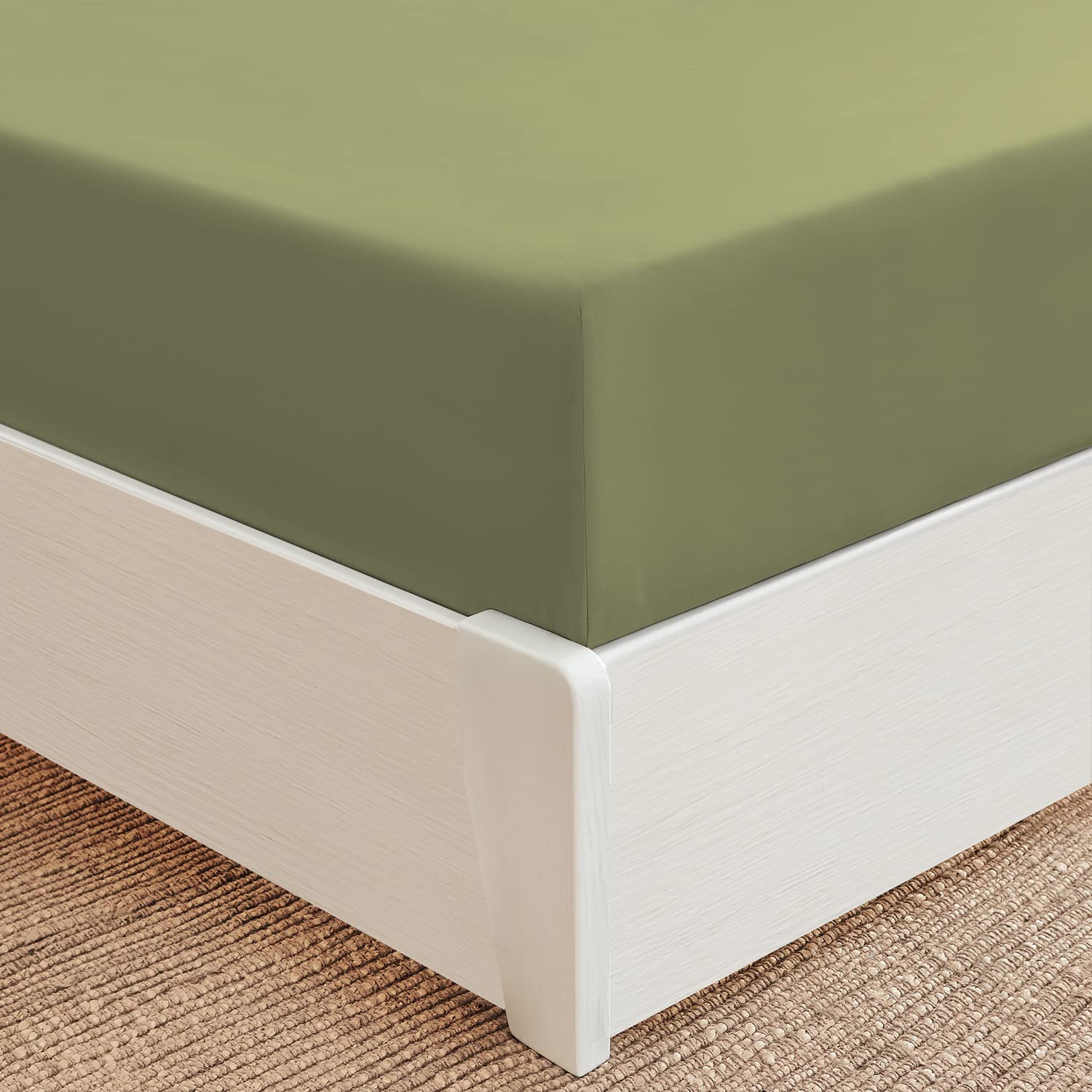 Mellanni Queen Fitted Sheet Only - Iconic Collection Bedding Sheets - Soft & Cooling Sheets with up to 16 inch Deep Pocket - All Around Elastic - Wrinkle, Fade, Stain Resistant - 1 PC (Queen, Sage)