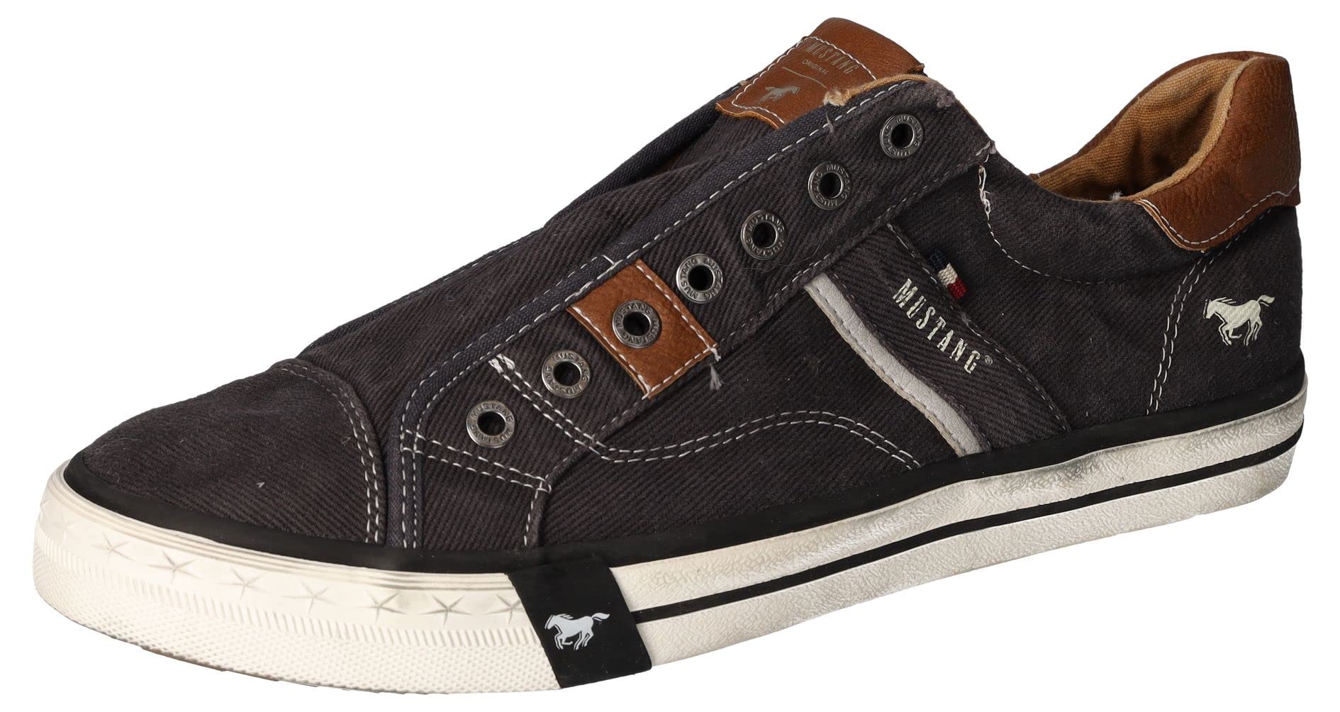 Mustang 4072-403-9, Men’s Slip On, Black (Schwarz 9), 9.5 UK (44 EU)